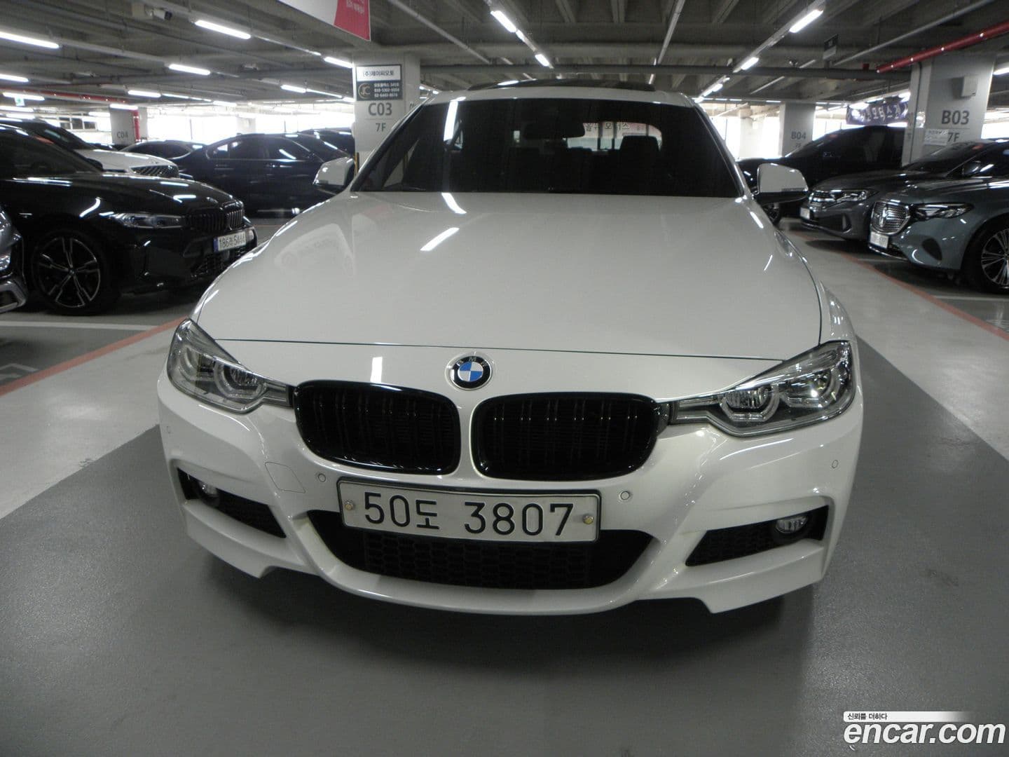 Main__Slider__Photo:3-Series BMW 2016.11-0