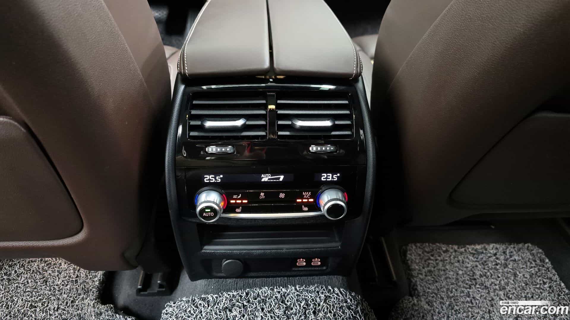 Gran Turismo BMW 2021.8-OPTION-022