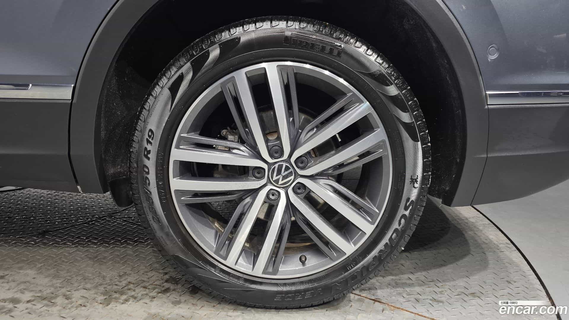 Tiguan Volkswagen 2023.7-OUTER-005