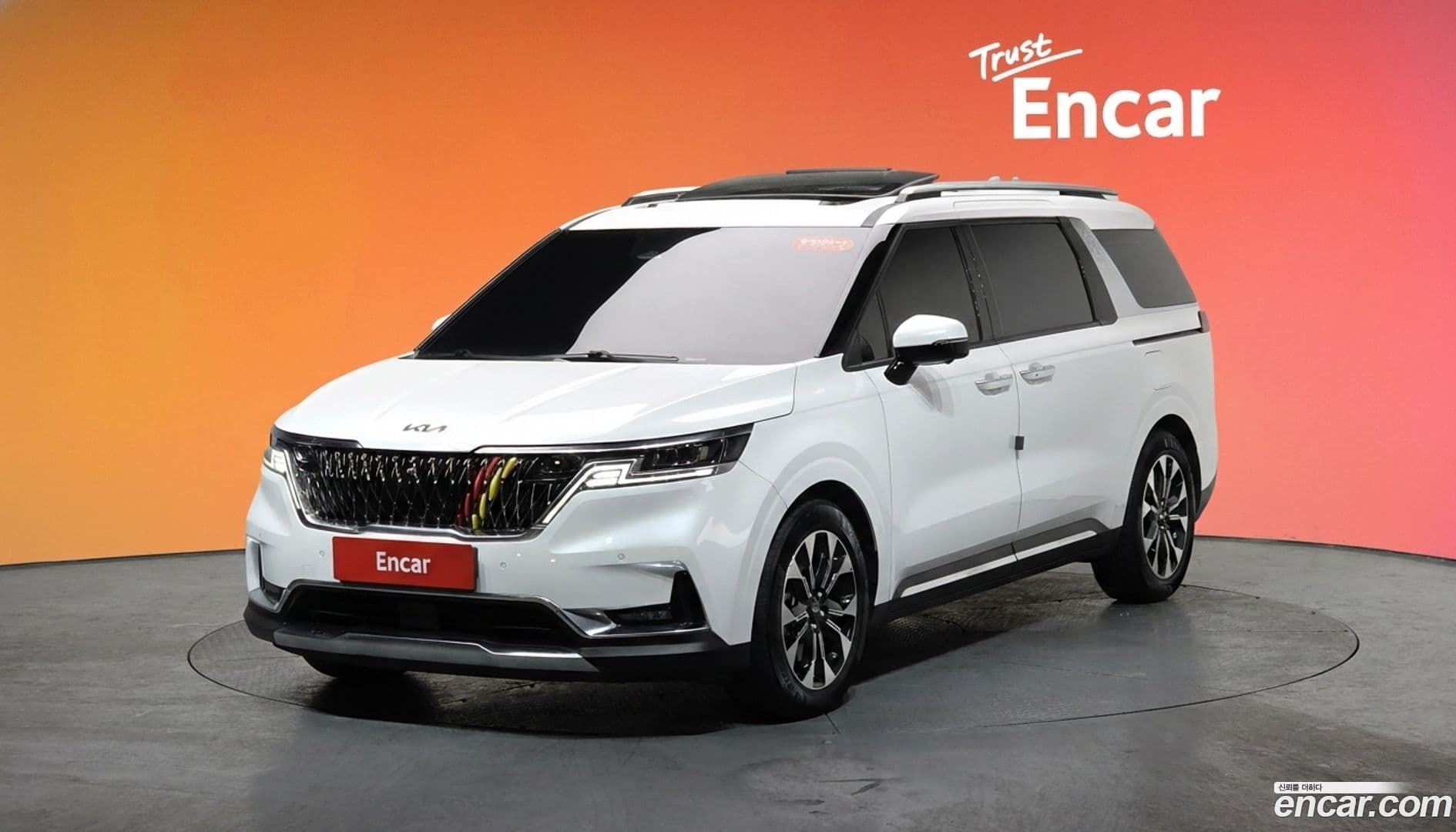 Main__Slider__Photo:Canival Kia 2021.4-0