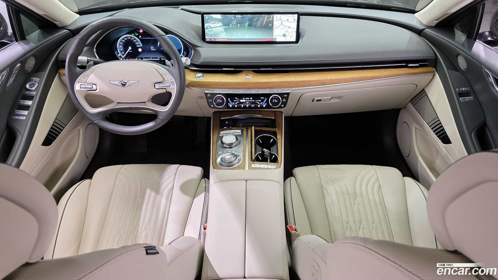 G80 Genesis 2023.3-INNER-007