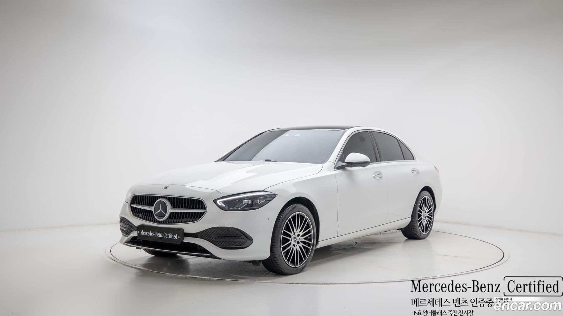 Main__Slider__Photo:C-Class Mercedes-Benz 2025.1-0