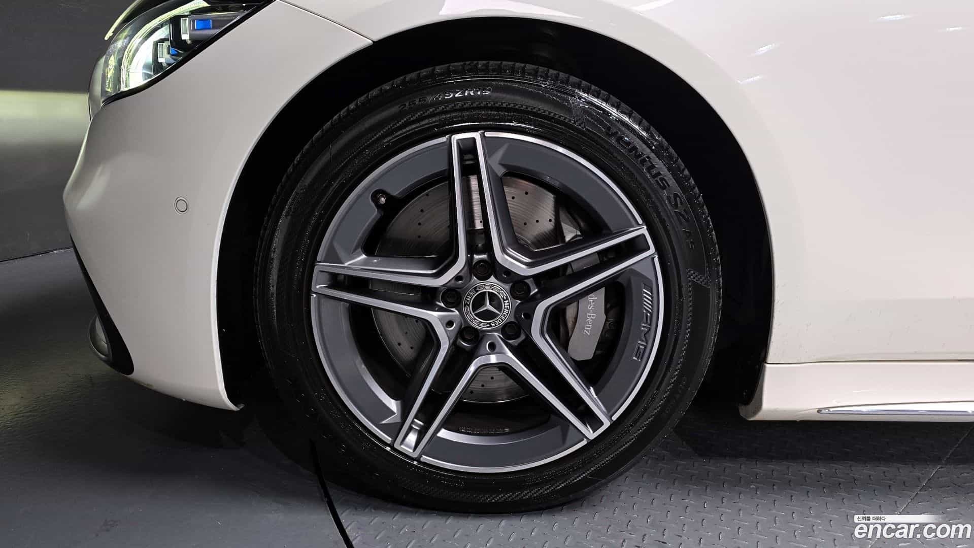 S-Class Mercedes-Benz 2022.0-OUTER-005