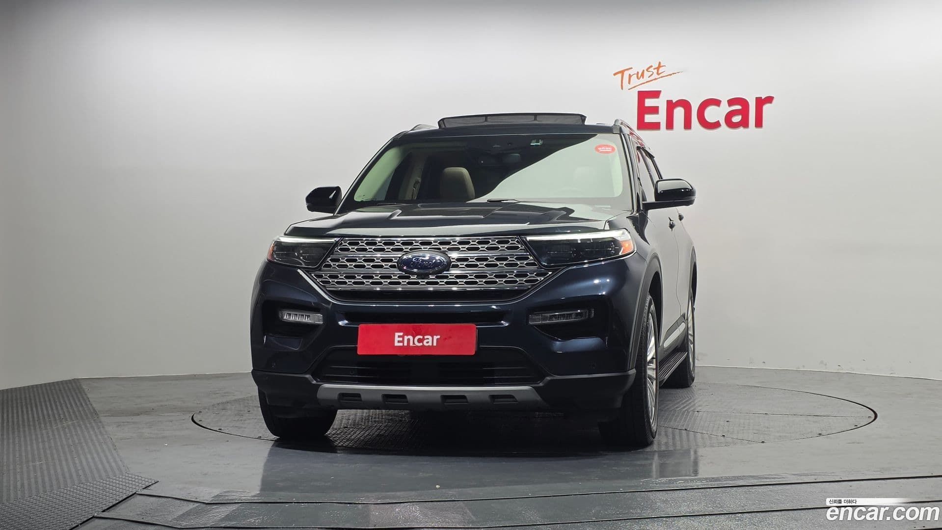 Main__Slider__Photo:Explorer Ford 2022.7-0
