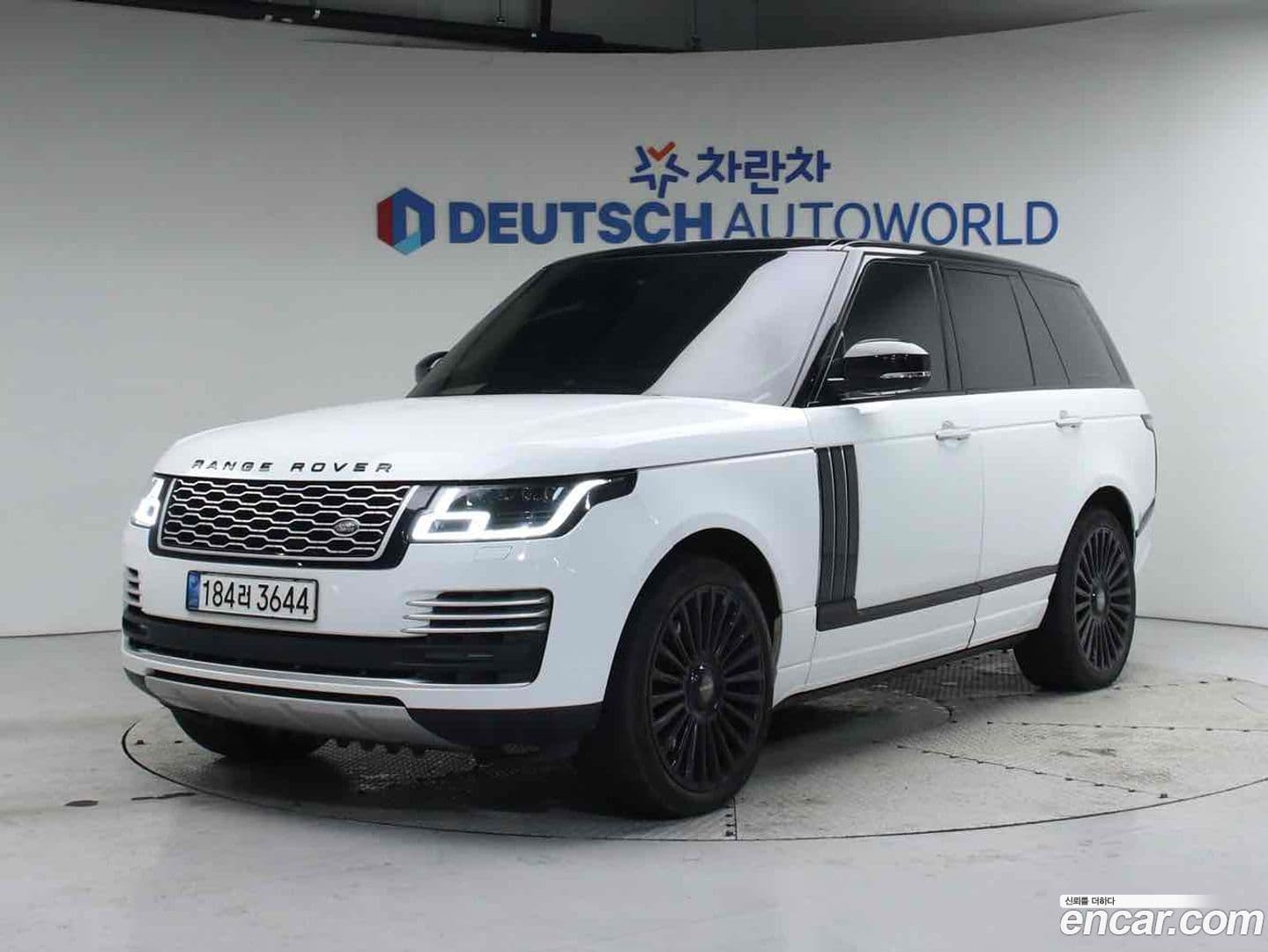 Main__Slider__Photo:Range Rover Land Rover 2013.1-0