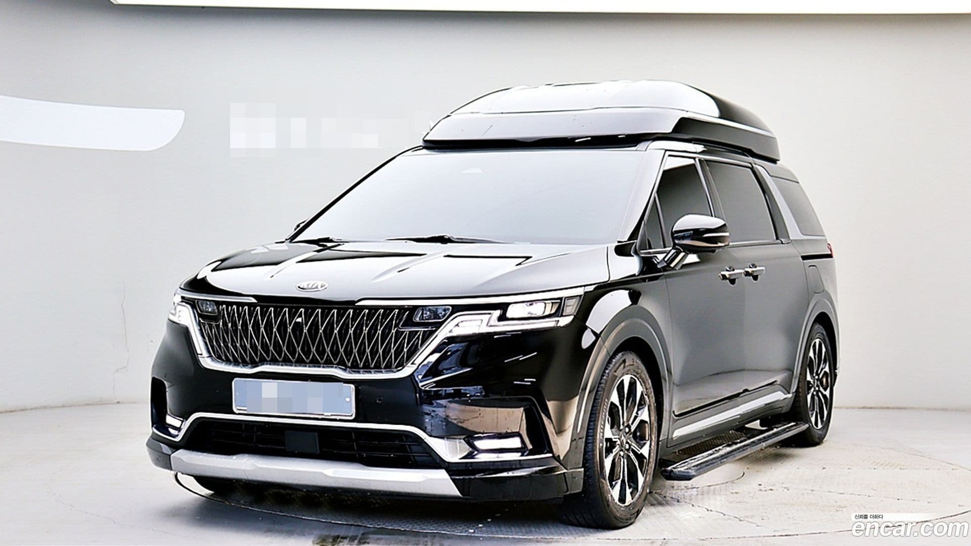 Main__Slider__Photo:Canival Kia 2021.6-0