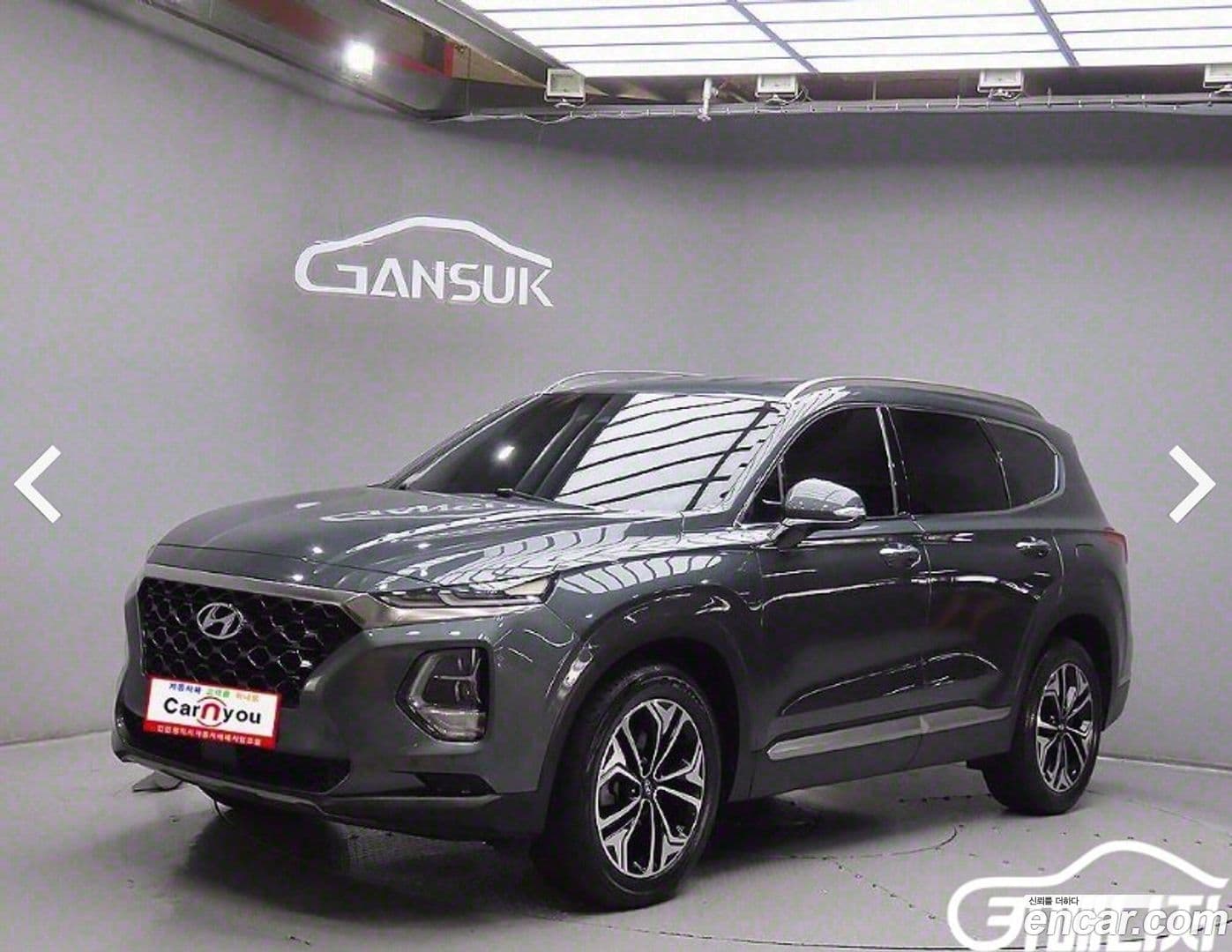 Main__Slider__Photo:Santafe Hyundai 2018.4-0