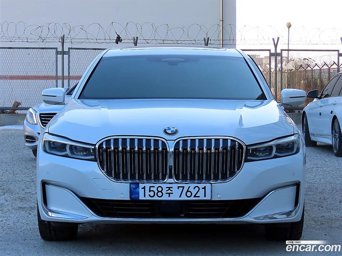 Main__Slider__Photo:7-Series BMW 2021.4-0