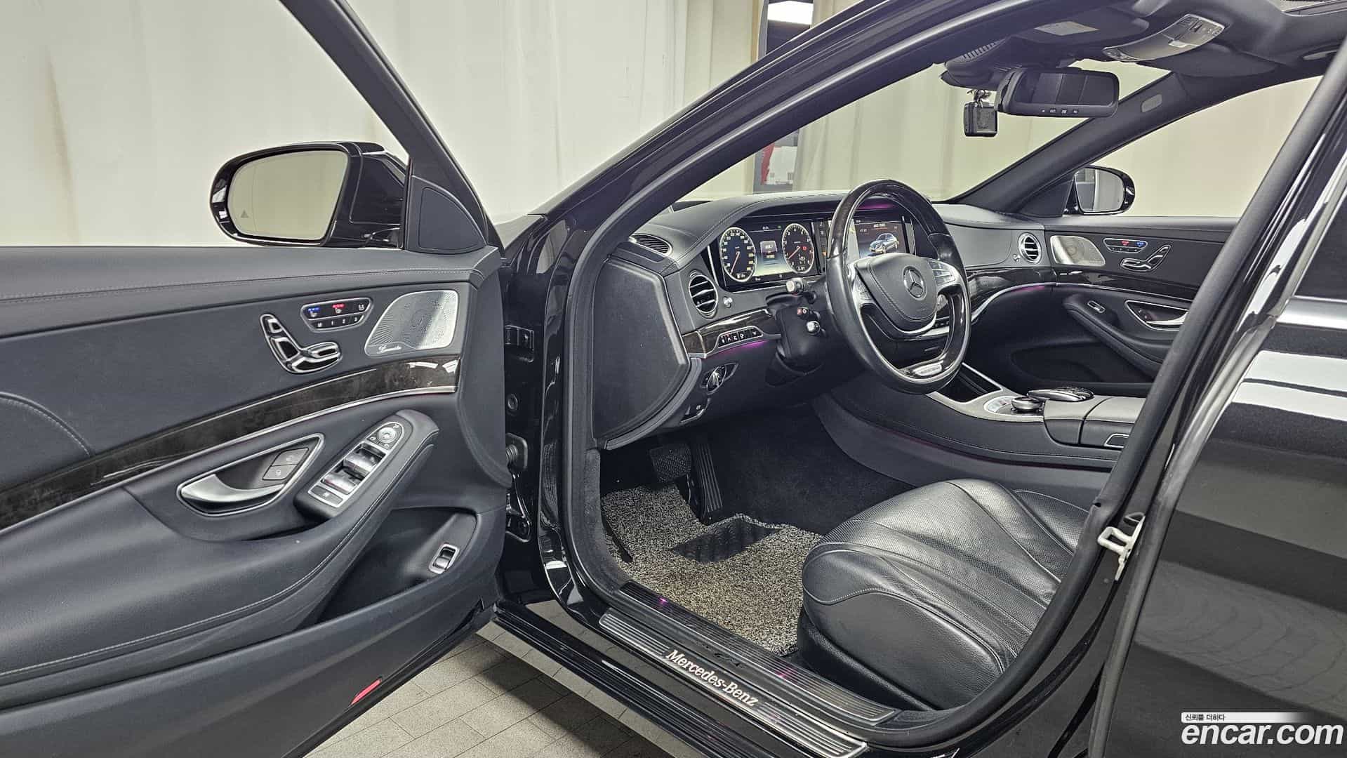 S-Class Mercedes-Benz 2016.1-INNER-010