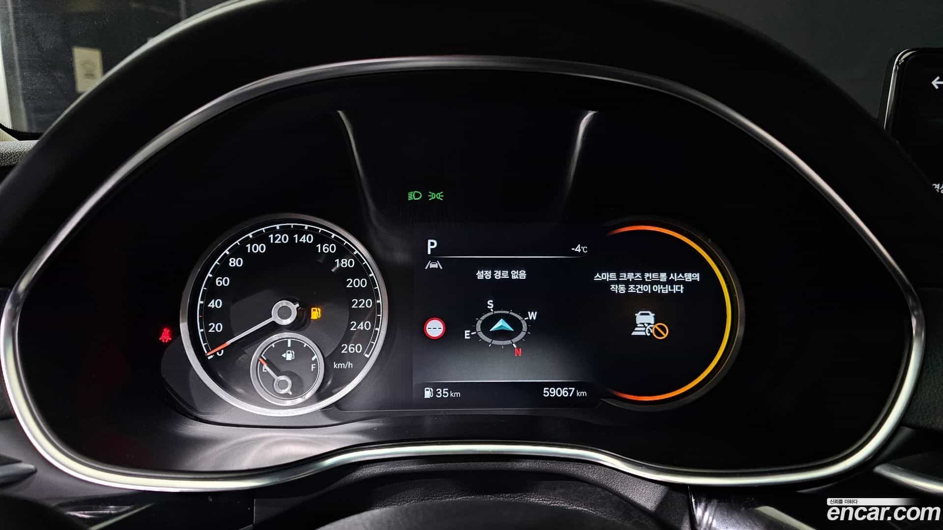 G80 Genesis 2022.0-INNER-008