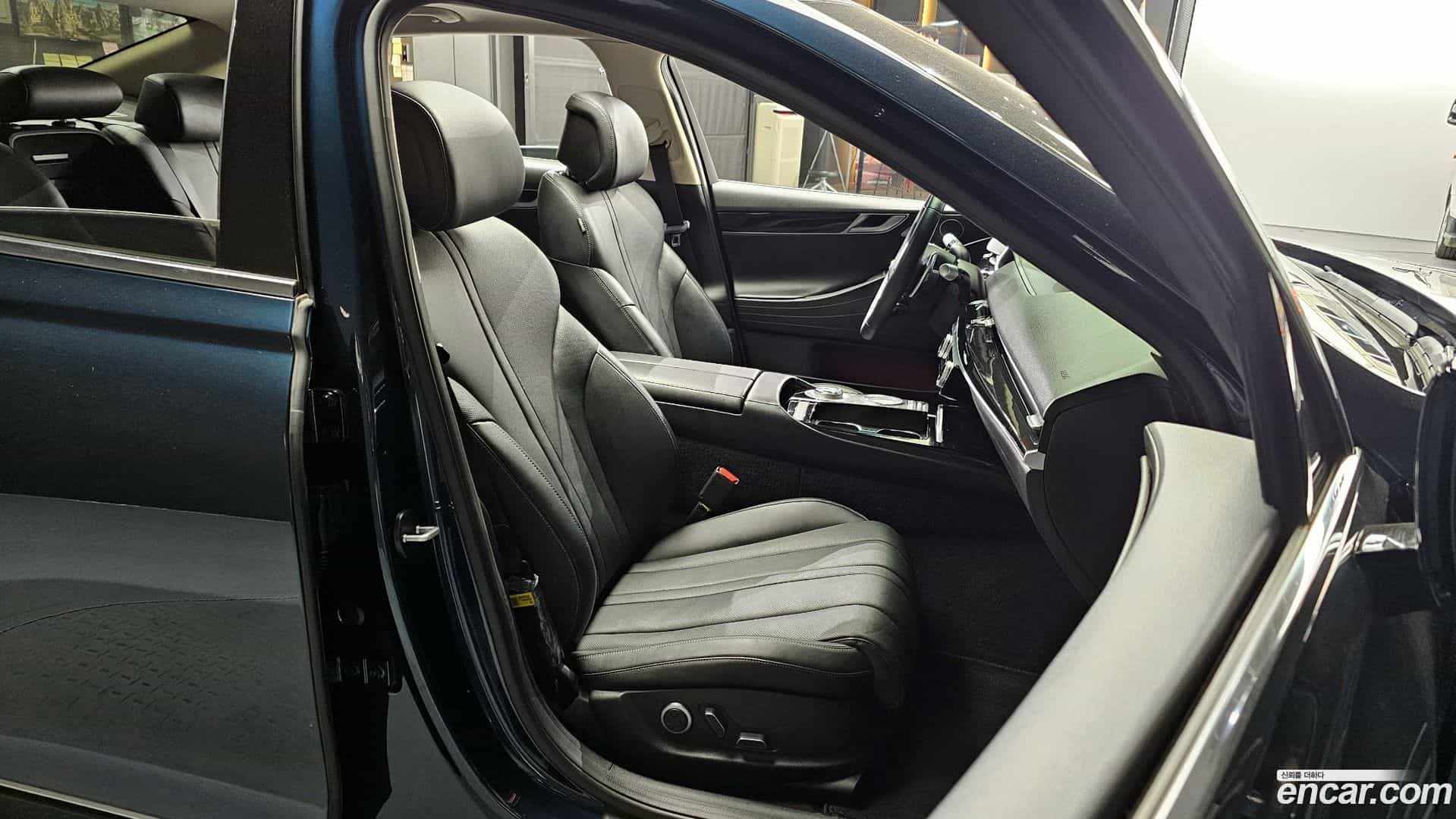 G80 Genesis 2022.0-OPTION-016