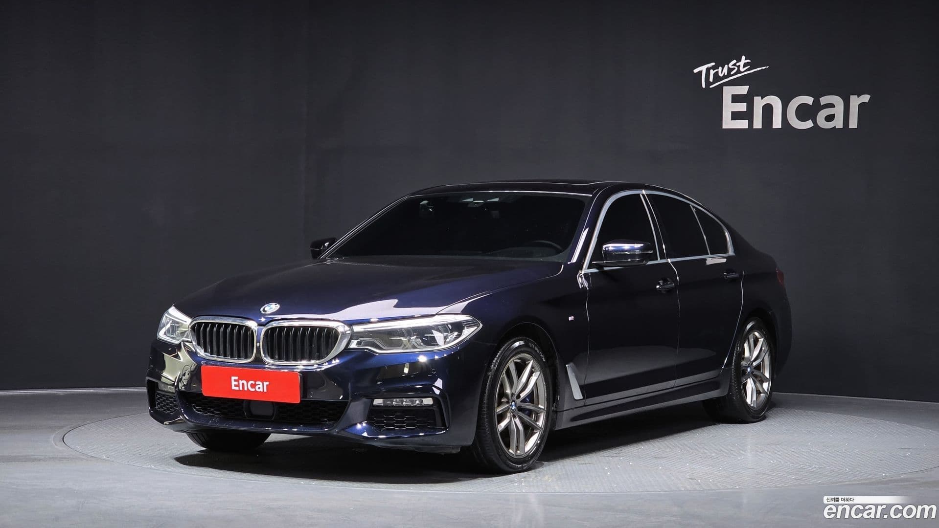 Main__Slider__Photo:5-Series BMW 2018.2-0