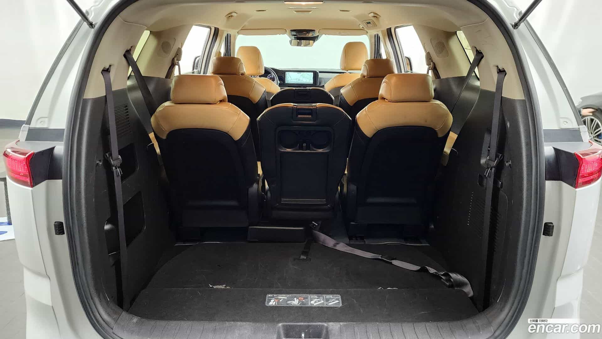 Canival Kia 2023.3-OPTION-024