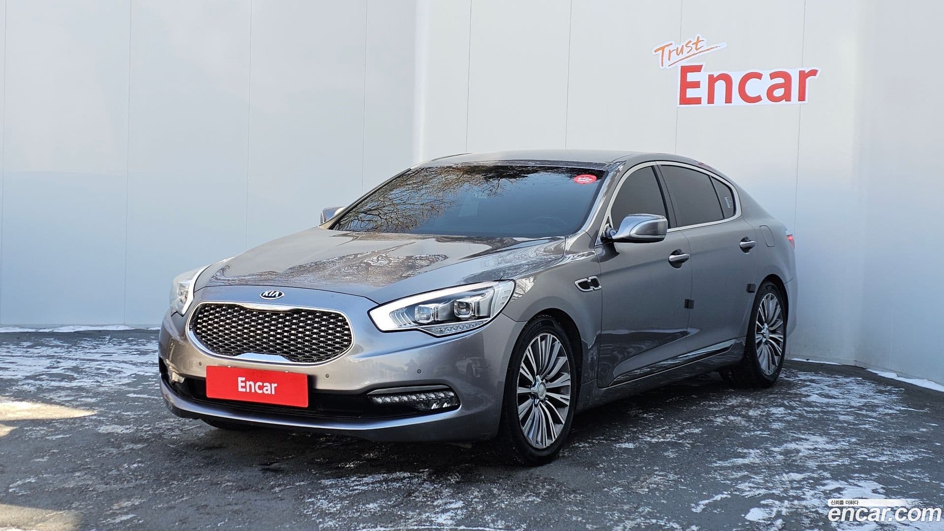 Main__Slider__Photo:K9 Kia 2015.0-0