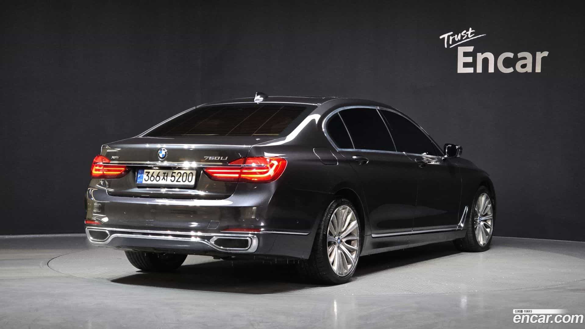 7-Series BMW 2016.11-OUTER-002