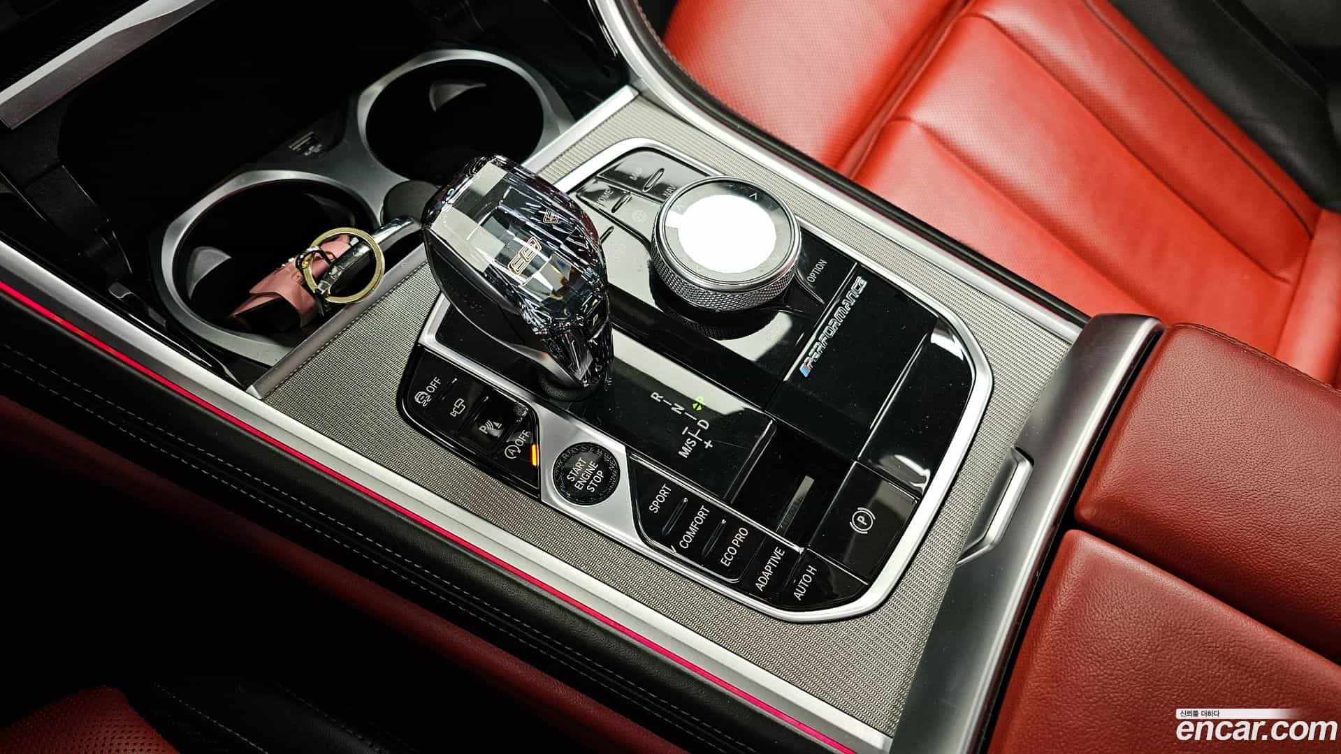 8-Series BMW 2019.10-INNER-009