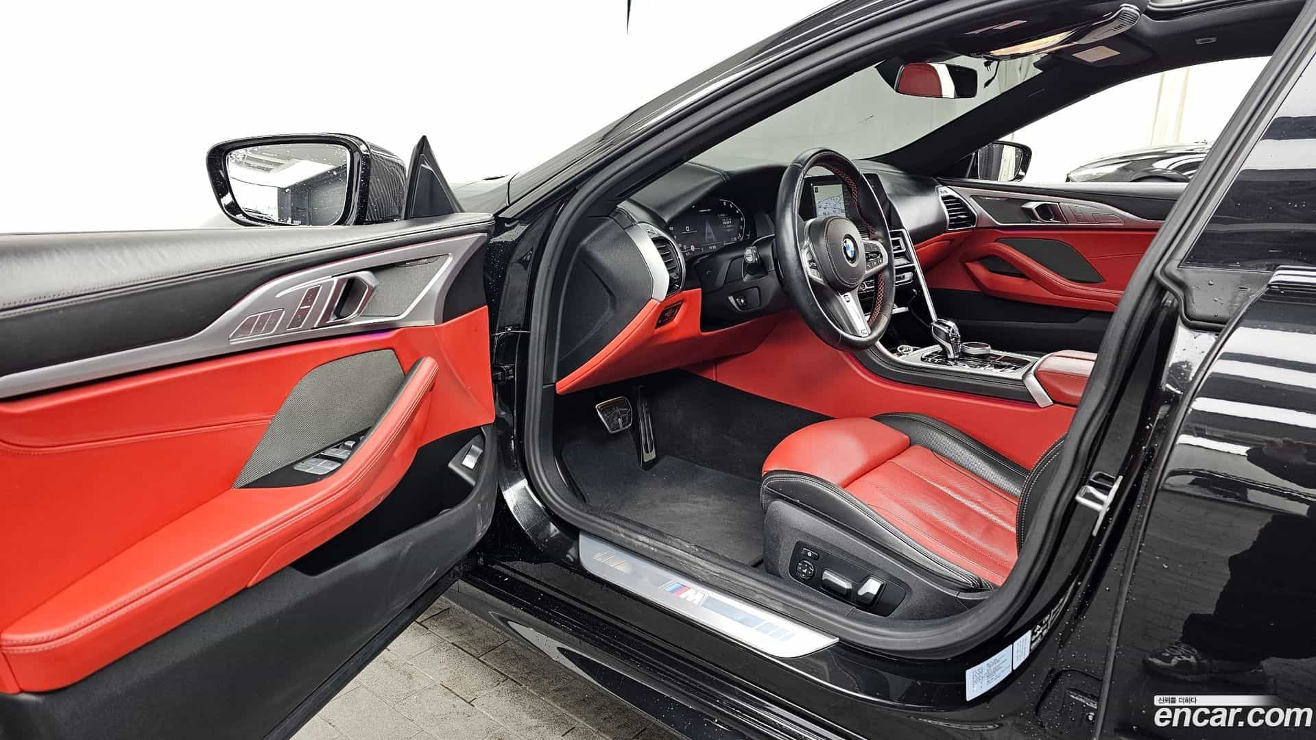 8-Series BMW 2019.10-INNER-010