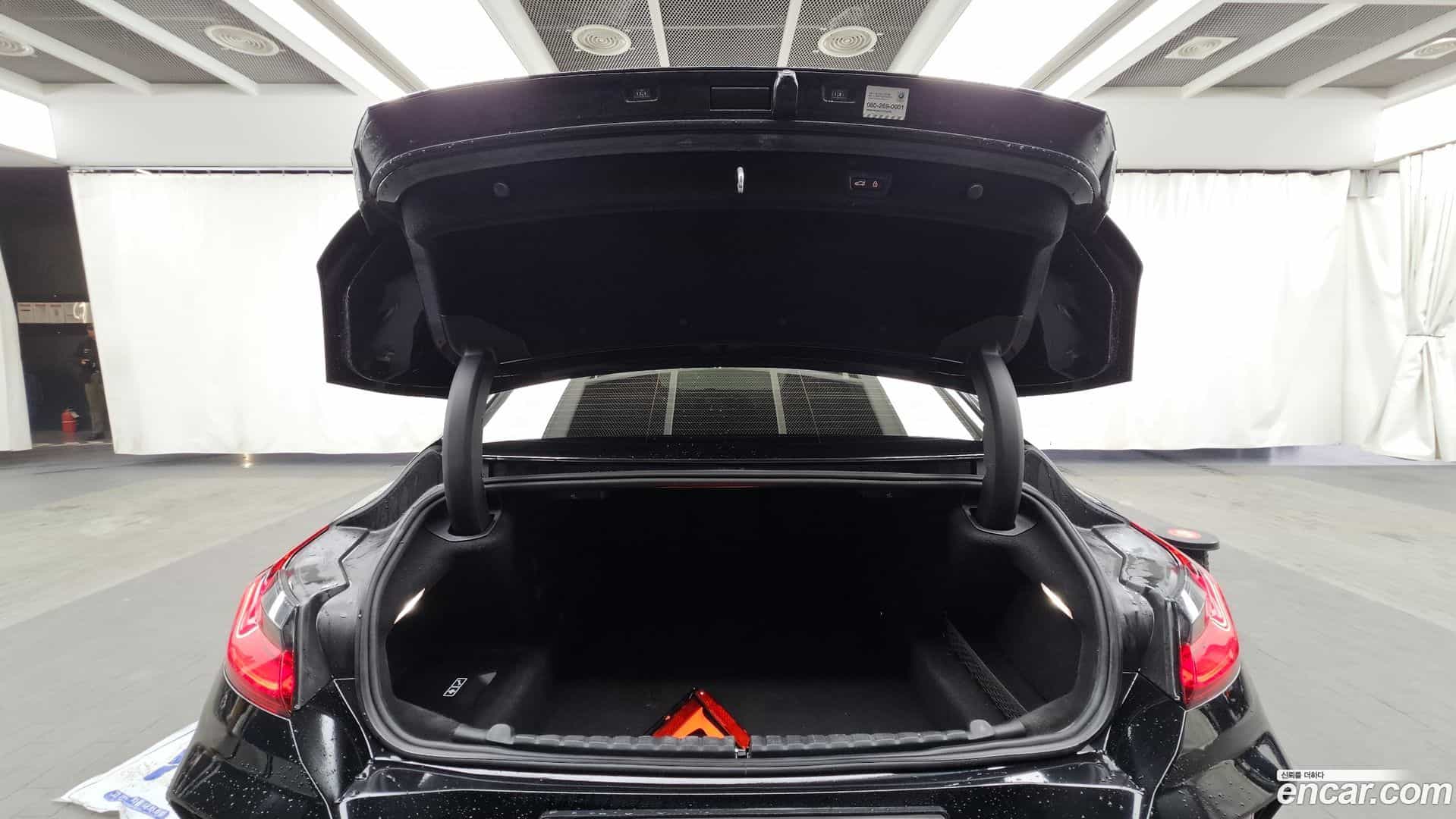 8-Series BMW 2019.10-OPTION-024