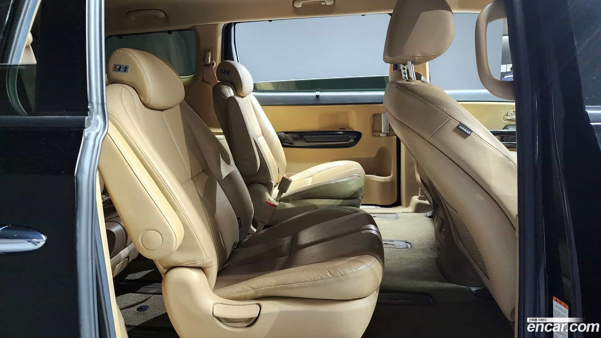 Canival Kia 2017.2-OPTION-016