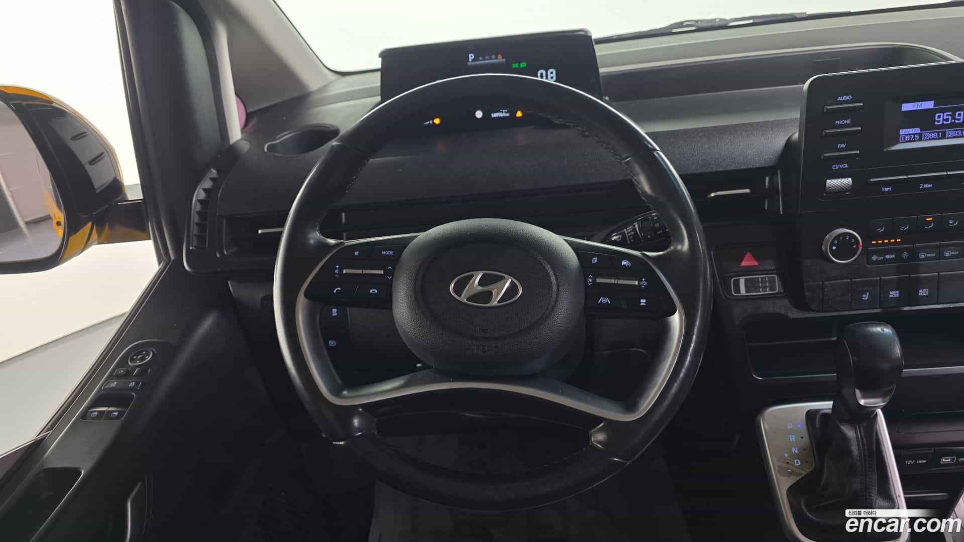 Staria Hyundai 2021.10-OPTION-018