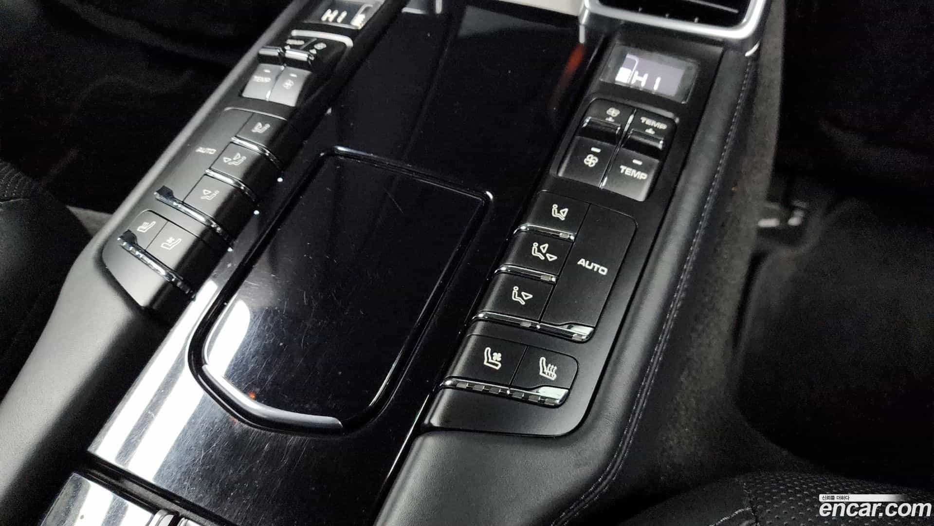 Panamera Porsche 2015.7-OPTION-023