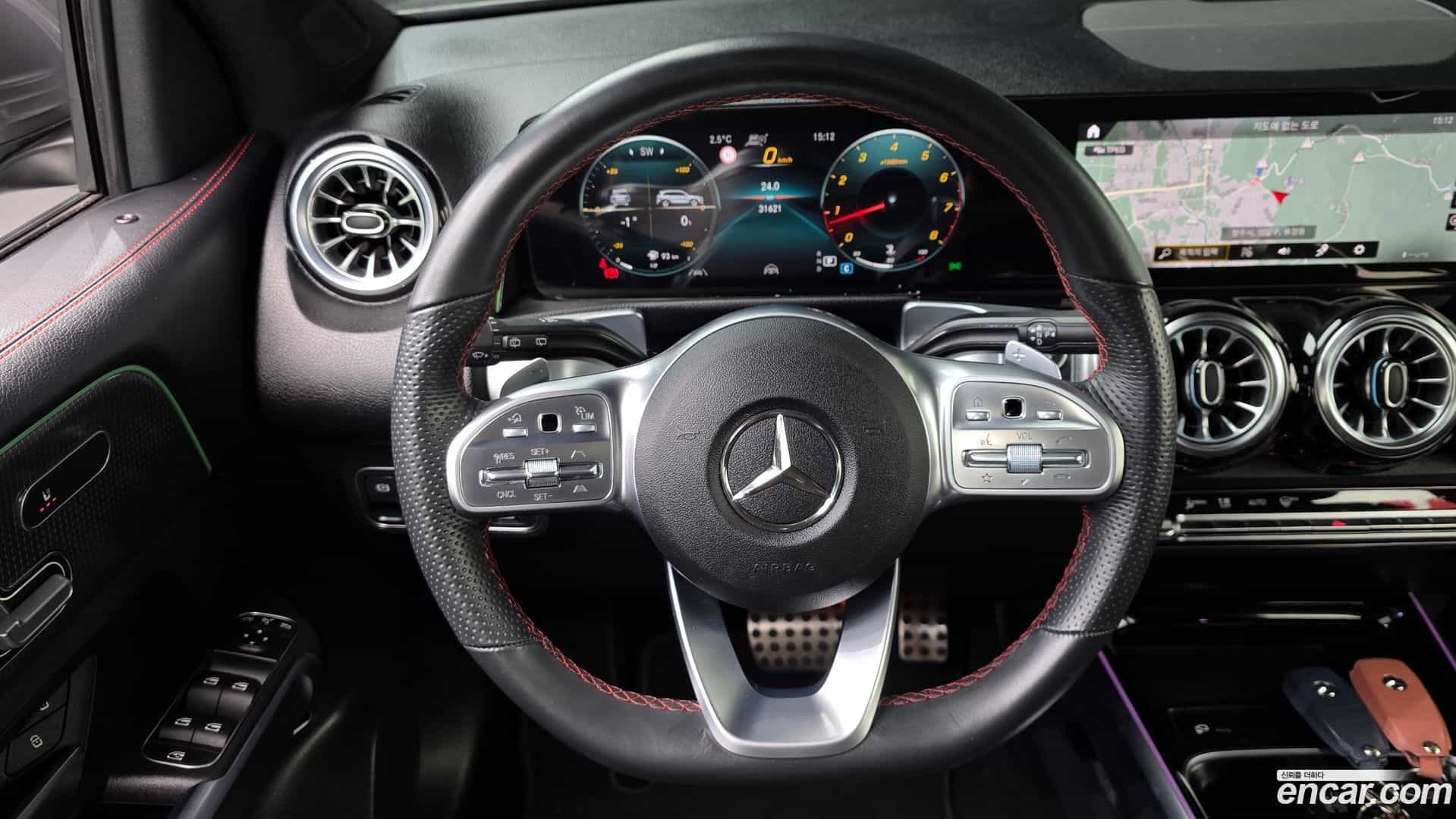GLB-Class Mercedes-Benz 2022.3-OPTION-019