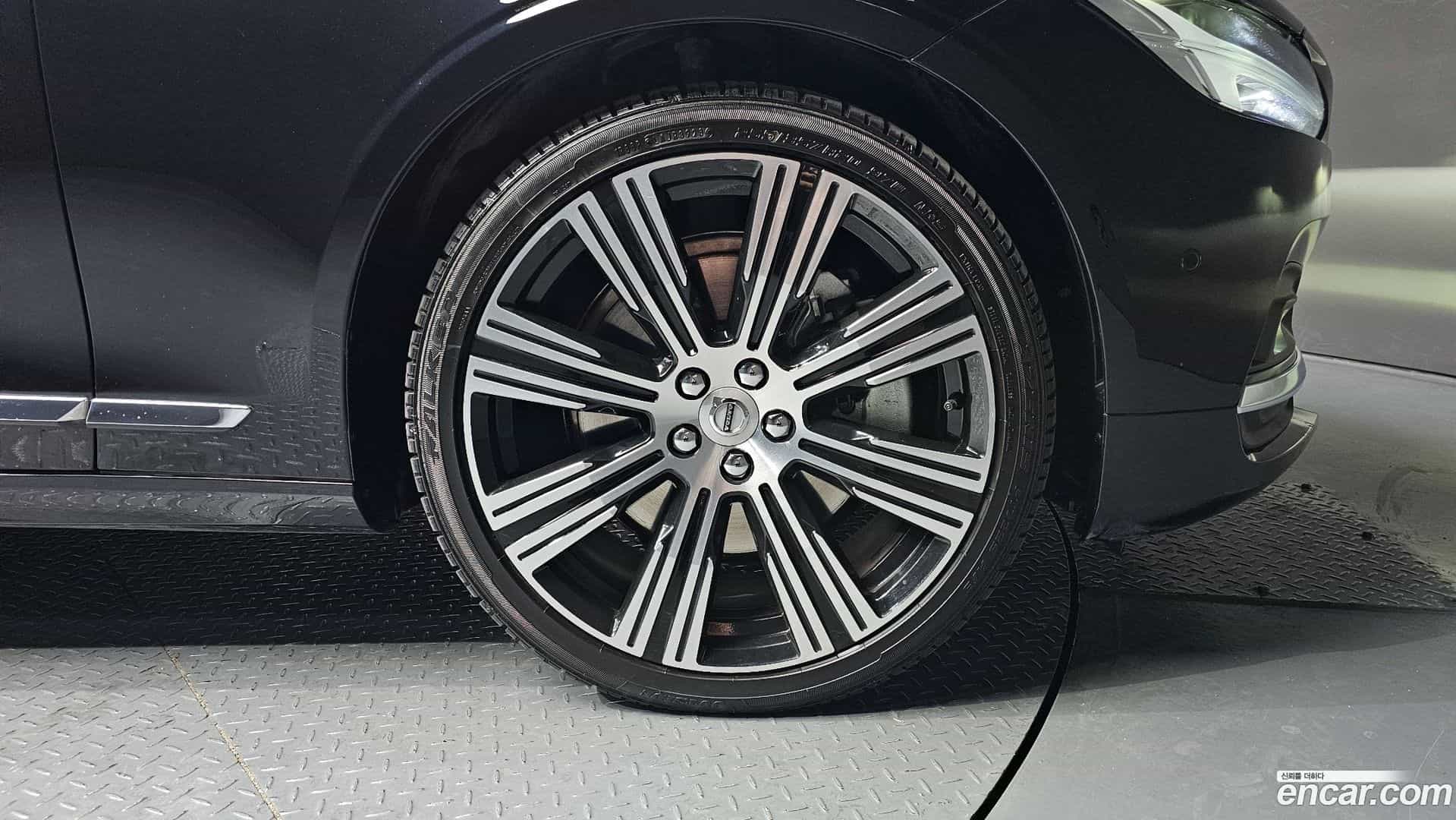 S90 Volvo 2023.0-OUTER-005