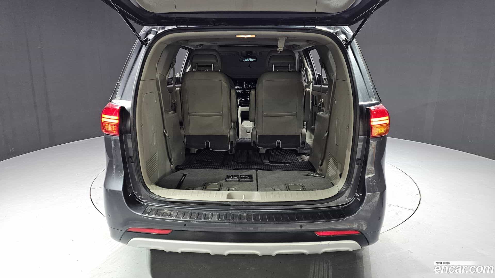 Canival Kia 2015.10-OPTION-024