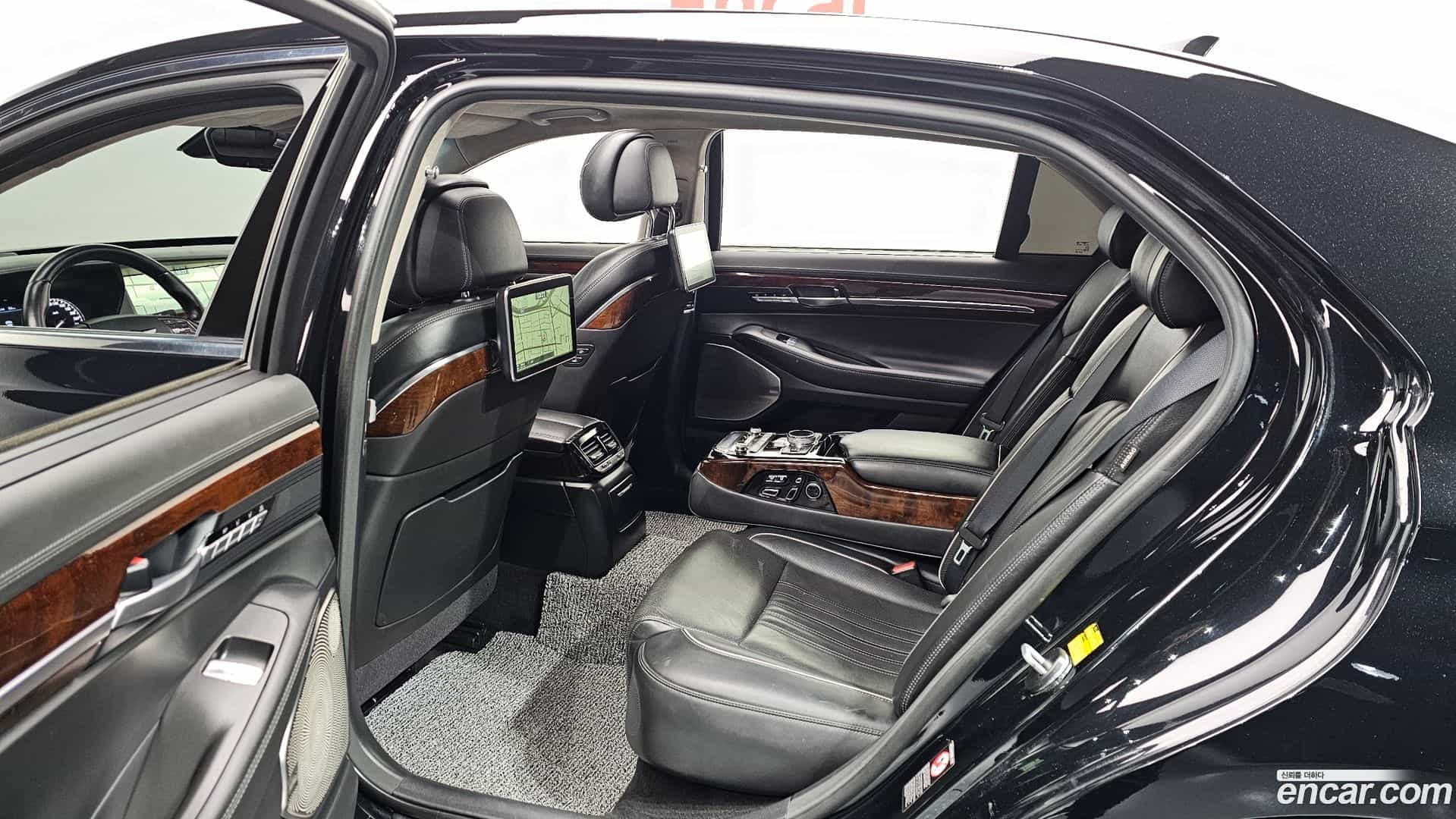 EQ900 Genesis 2016.1-OPTION-020