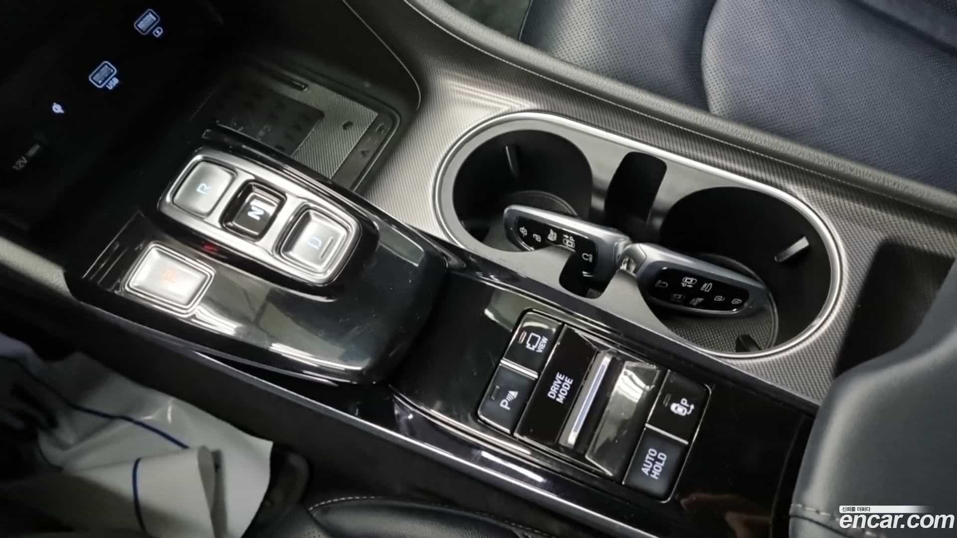 Sonata Hyundai 2019.5-INNER-009