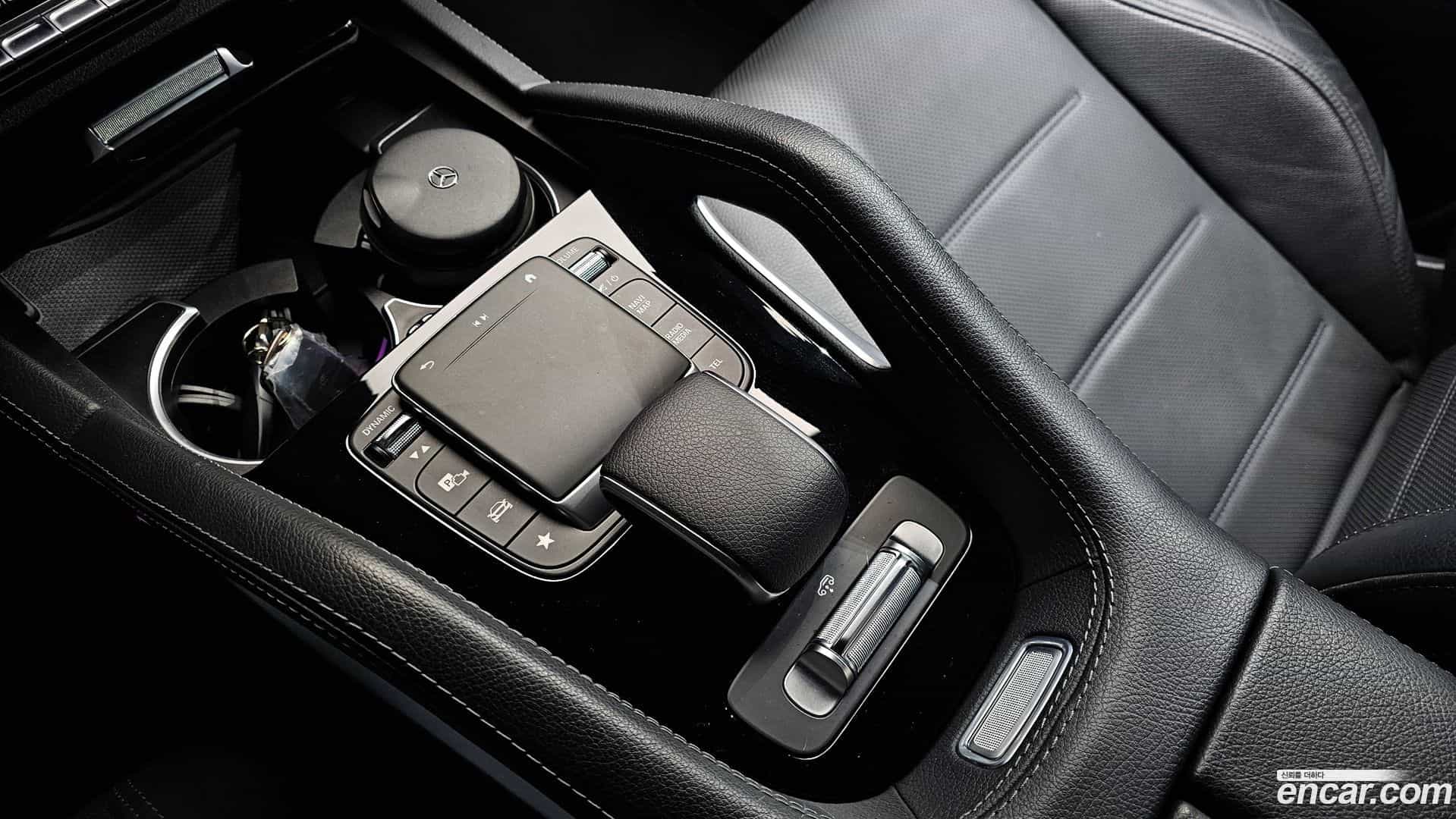 GLE-Class Mercedes-Benz 2022.6-OPTION-021