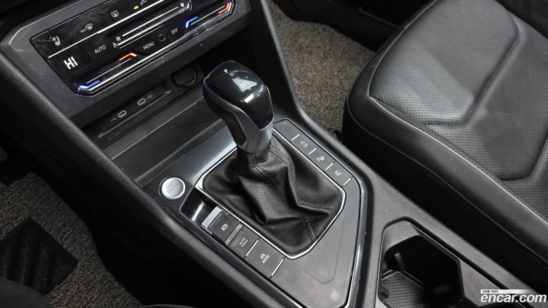 Tiguan Volkswagen 2023.2-INNER-009