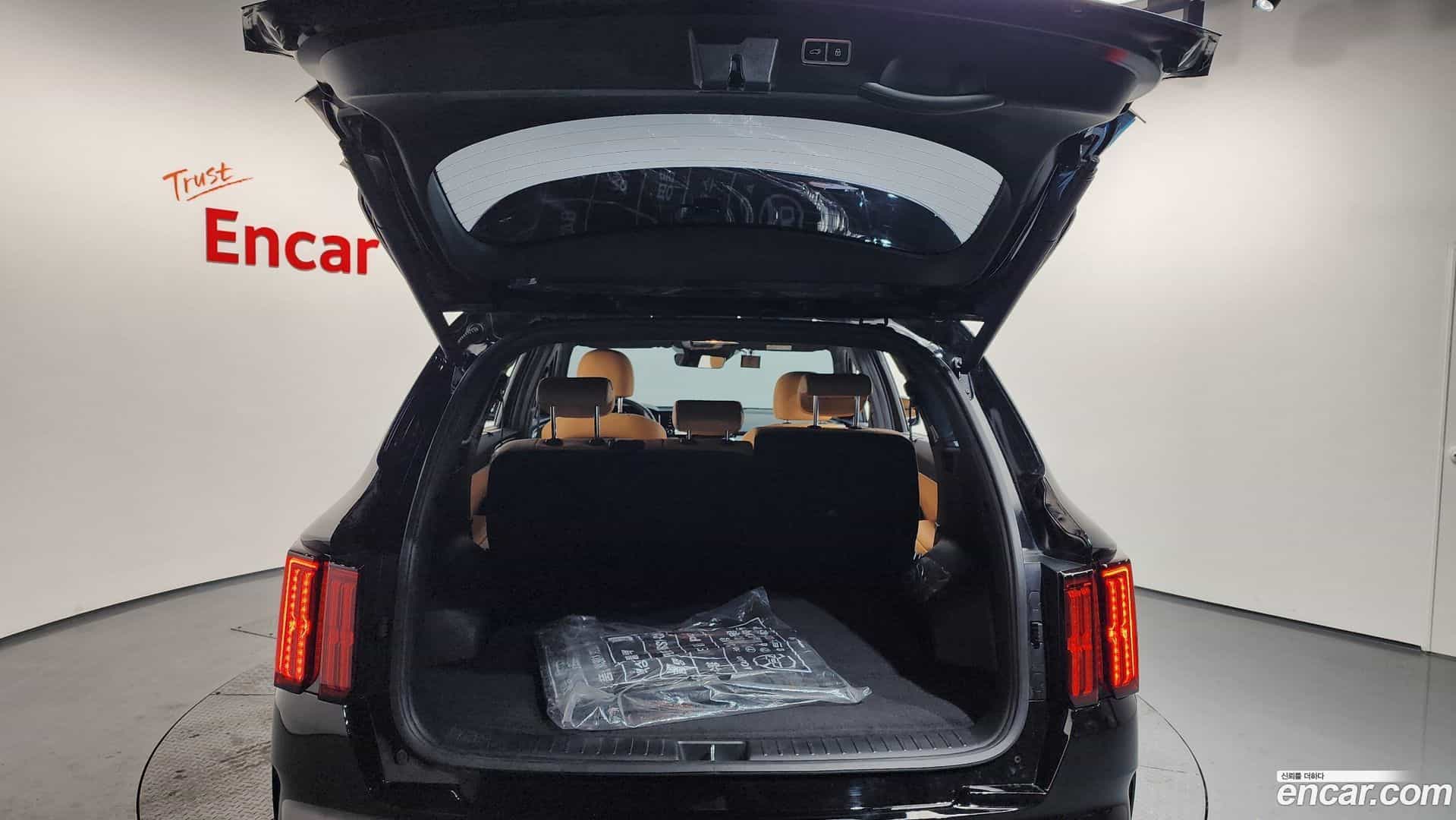 Sorento Kia 2021.3-OPTION-024