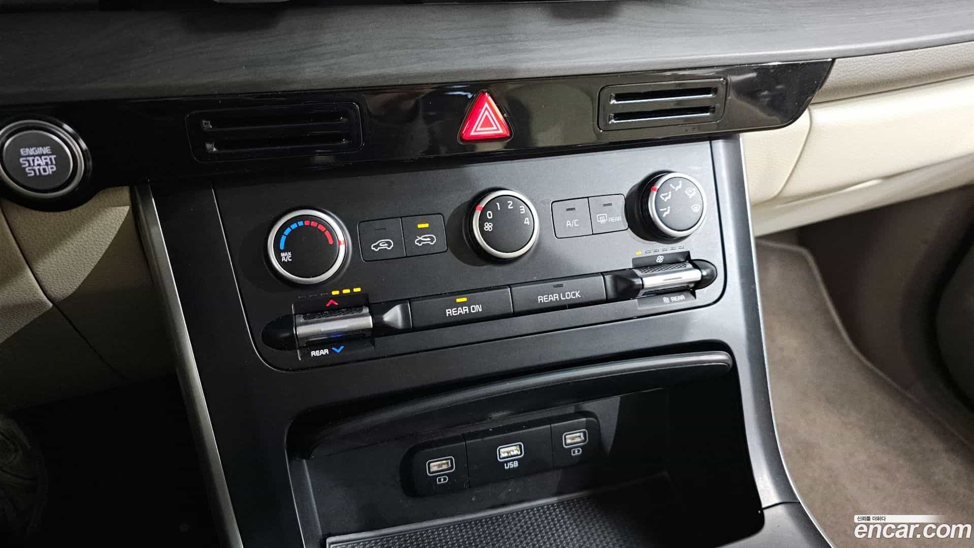 Canival Kia 2020.10-OPTION-020