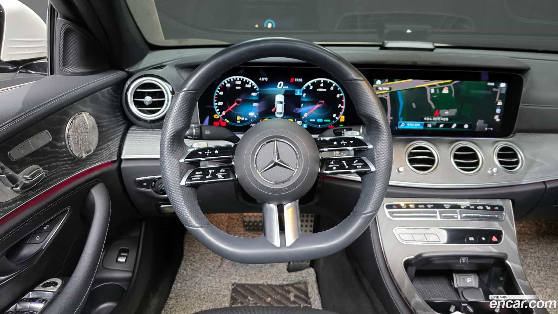 E-Class Mercedes-Benz 2022.5-OPTION-017