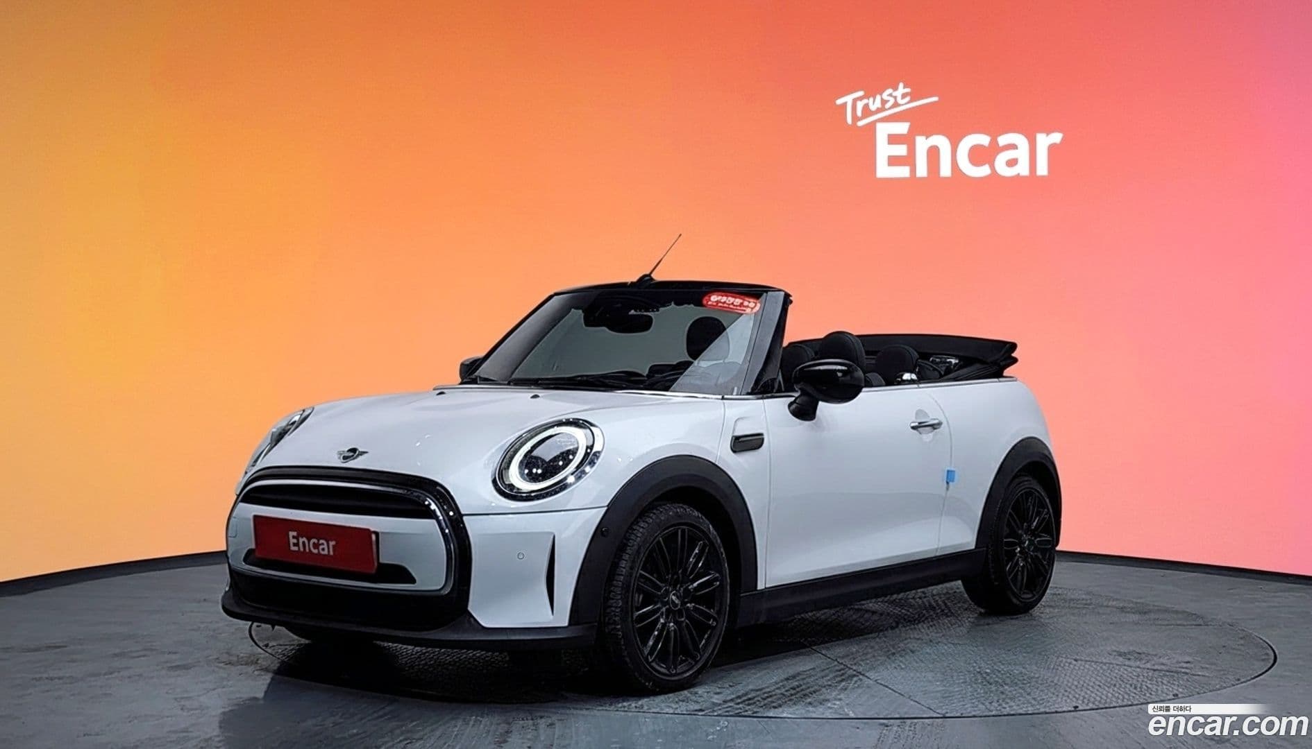 Main__Slider__Photo:Cooper Convertible Mini 2024.6-0