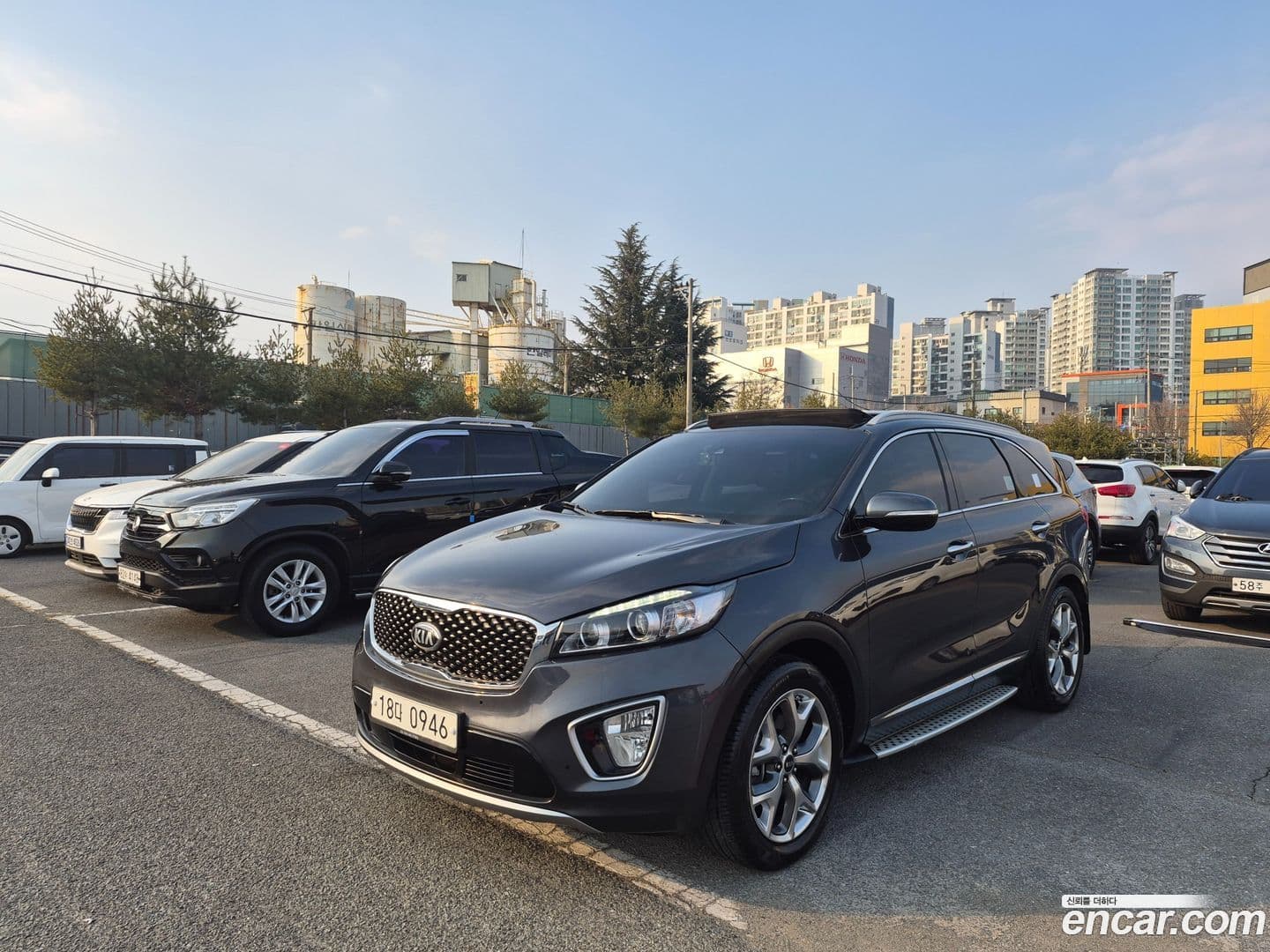 Main__Slider__Photo:Sorento Kia 2015.9-0
