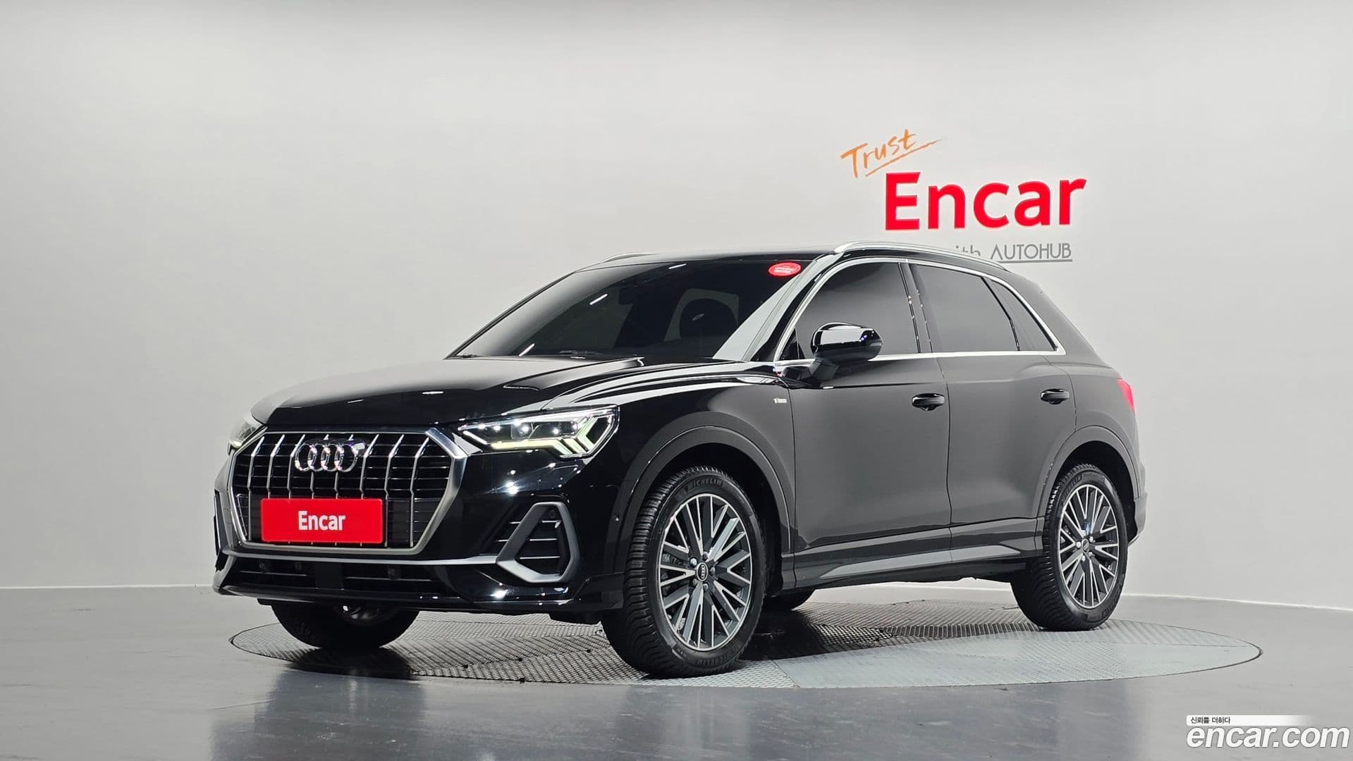Main__Slider__Photo:Q3 Audi 2022.9-0