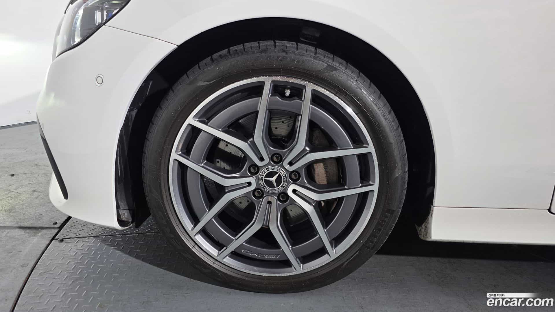 E-Class Mercedes-Benz 2023.11-OUTER-005