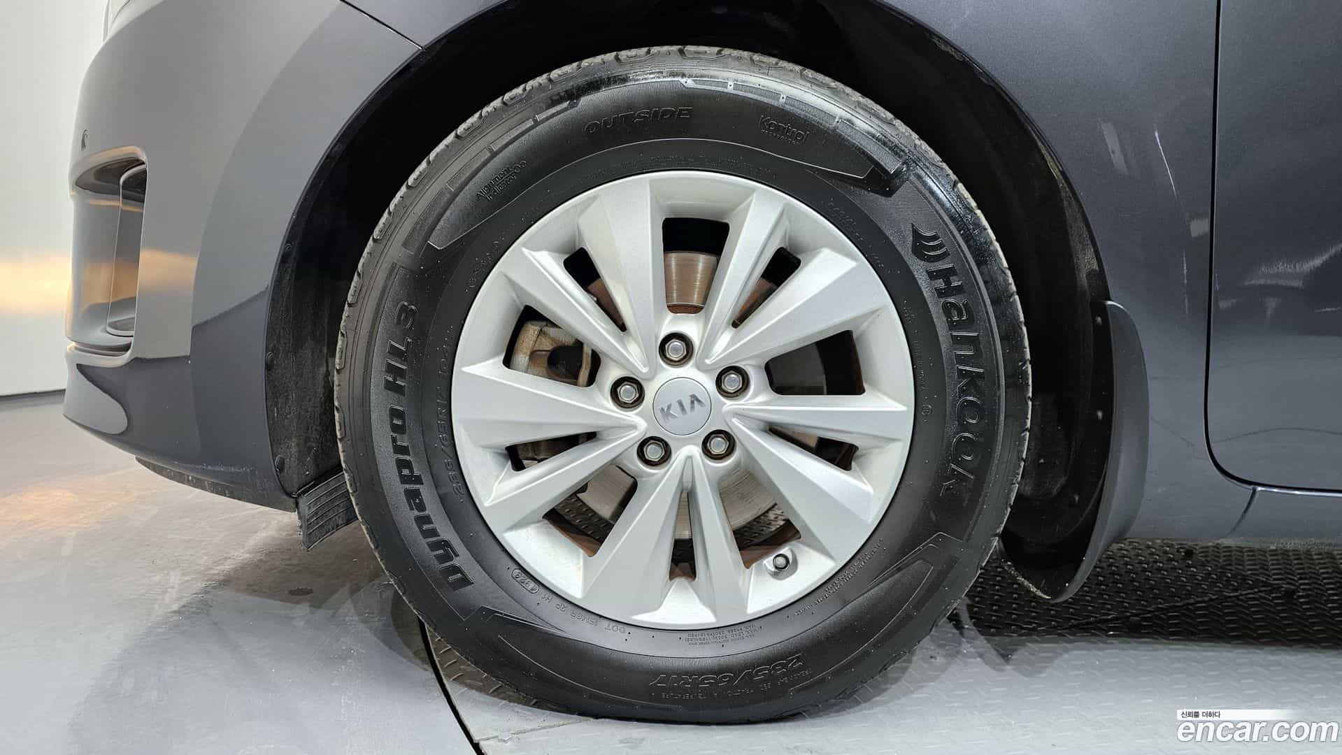 Canival Kia 2017.10-OUTER-005