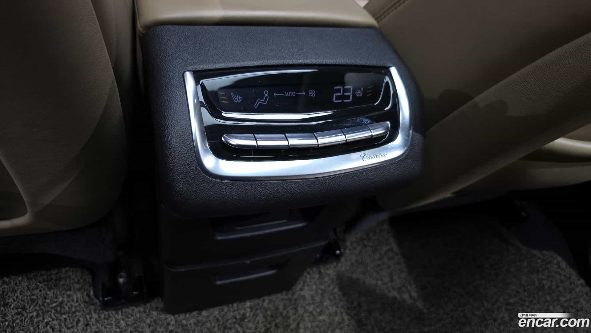 XT6 Cadillac 2021.11-OPTION-023