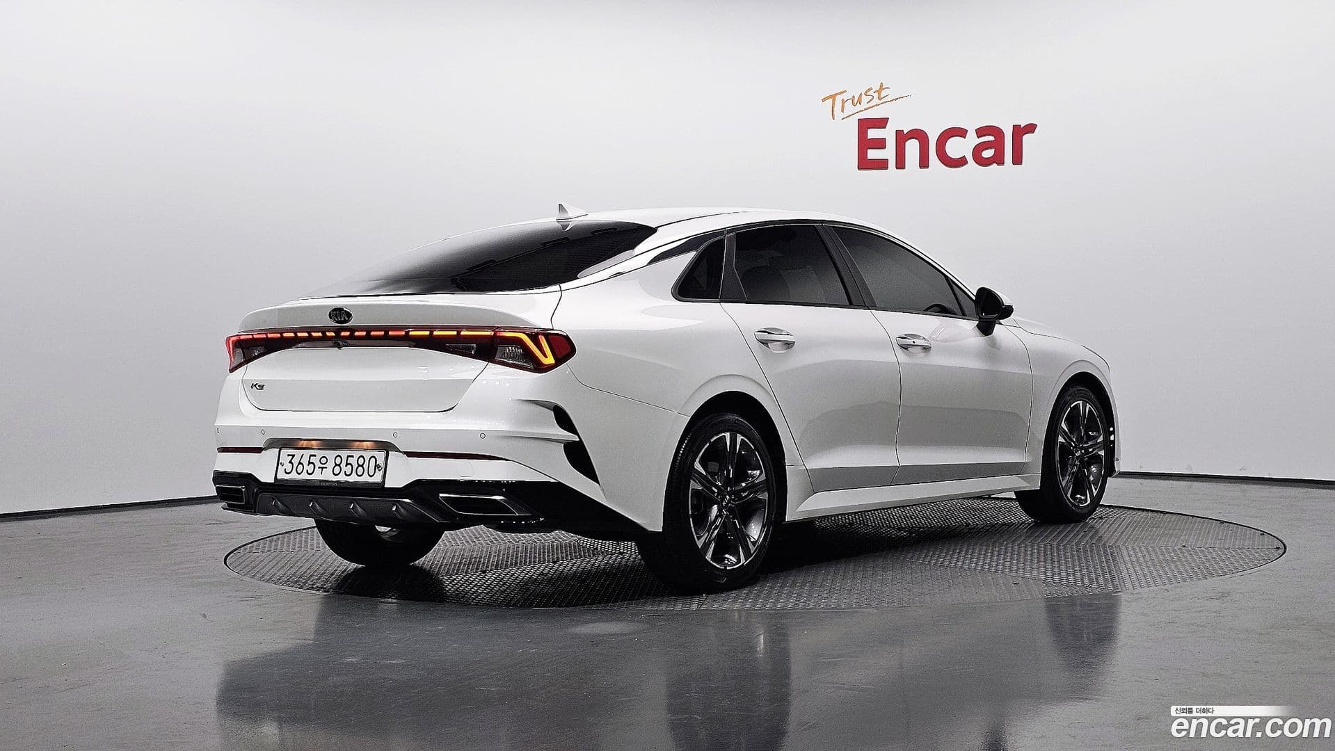 Main__Slider__Photo:K5 Kia 2019.11-1