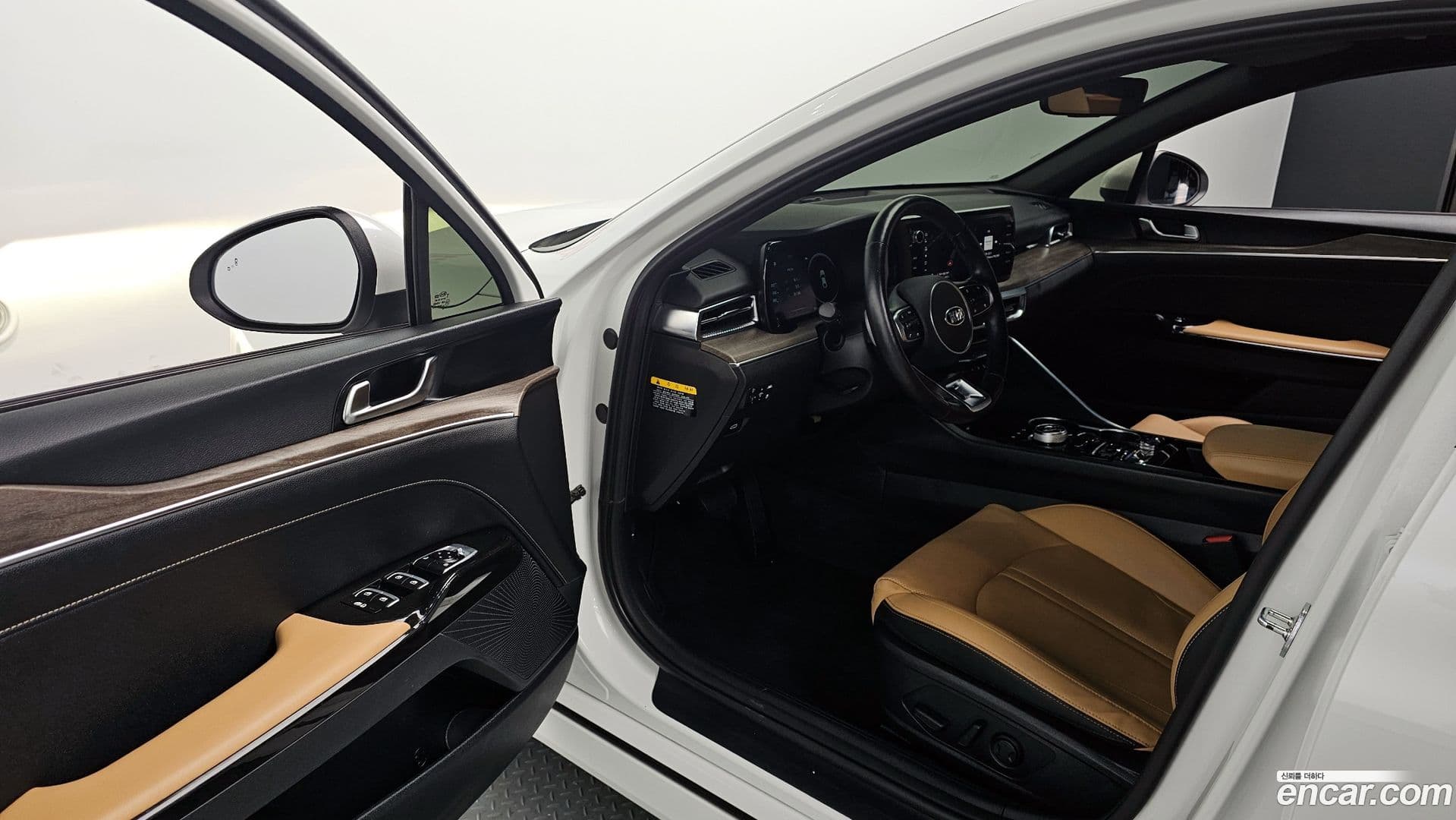 Main__Slider__Photo:K5 Kia 2019.11-10