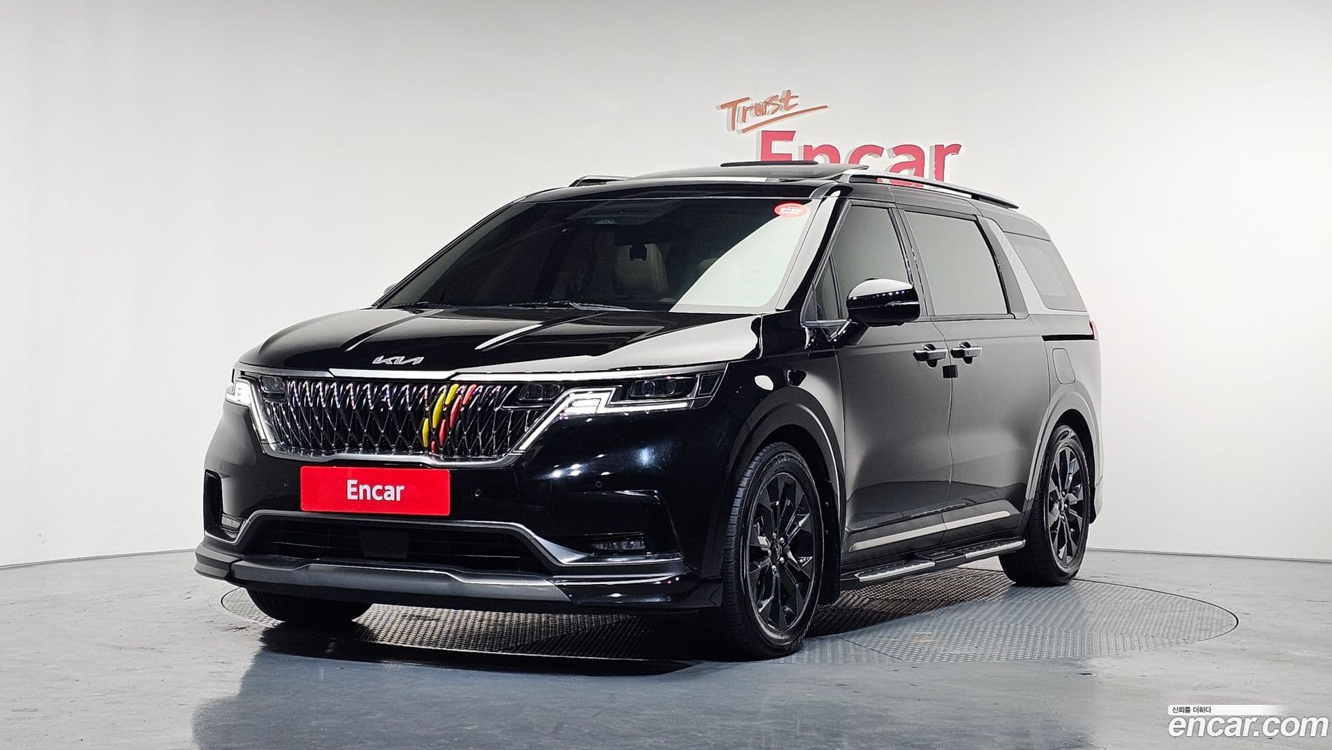 Main__Slider__Photo:Canival Kia 2022.10-0