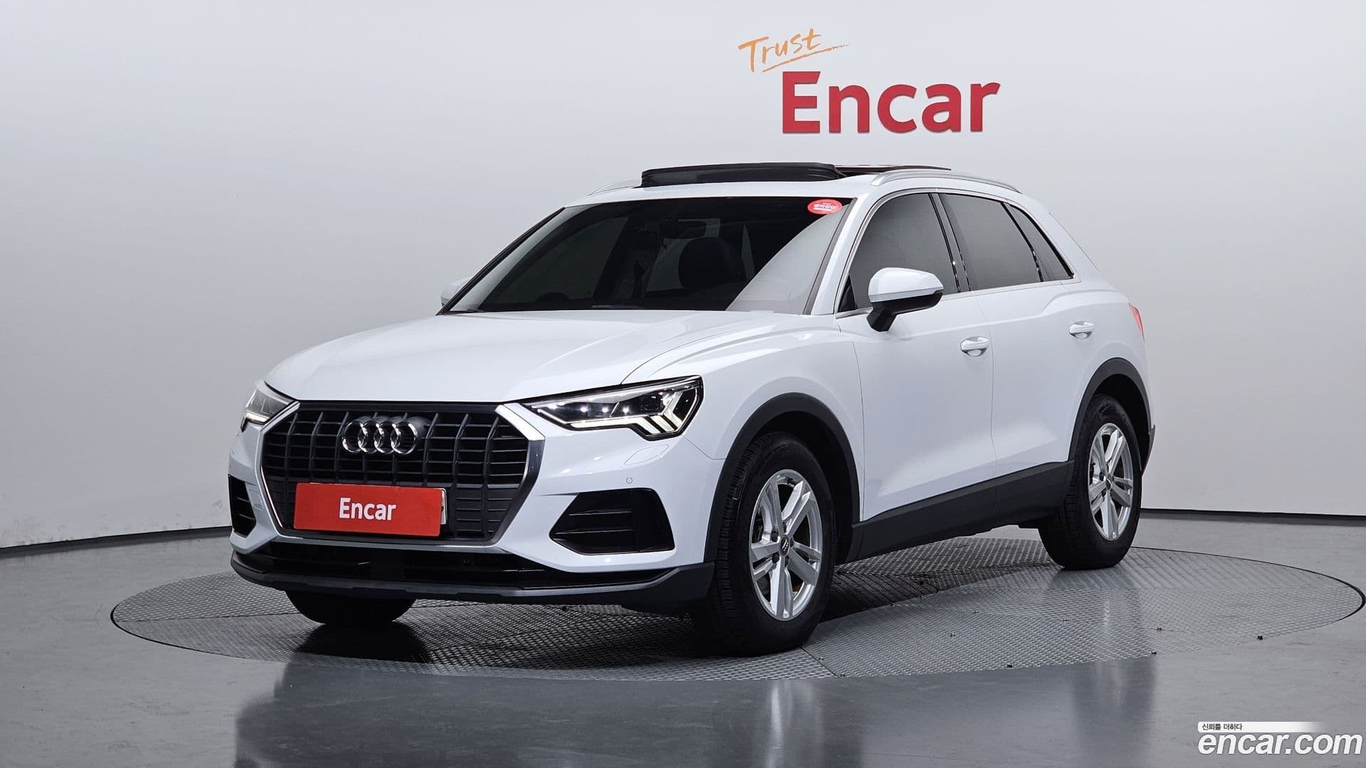 Main__Slider__Photo:Q3 Audi 2020.6-0