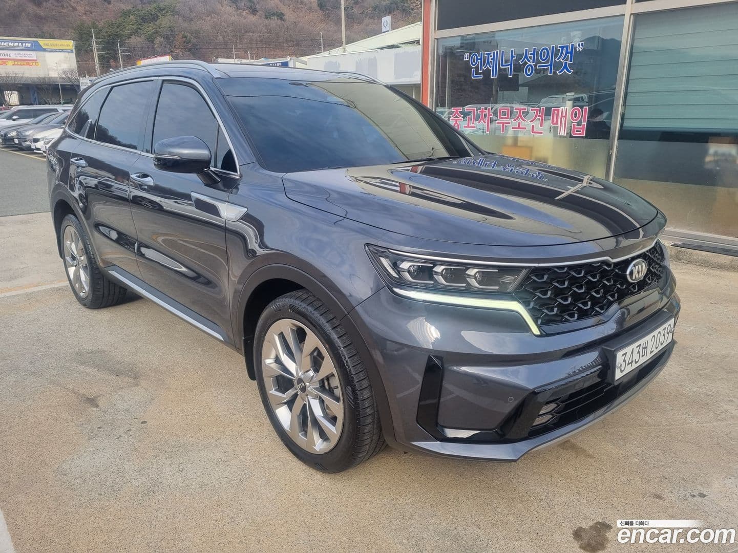 Main__Slider__Photo:Sorento Kia 2020.5-0