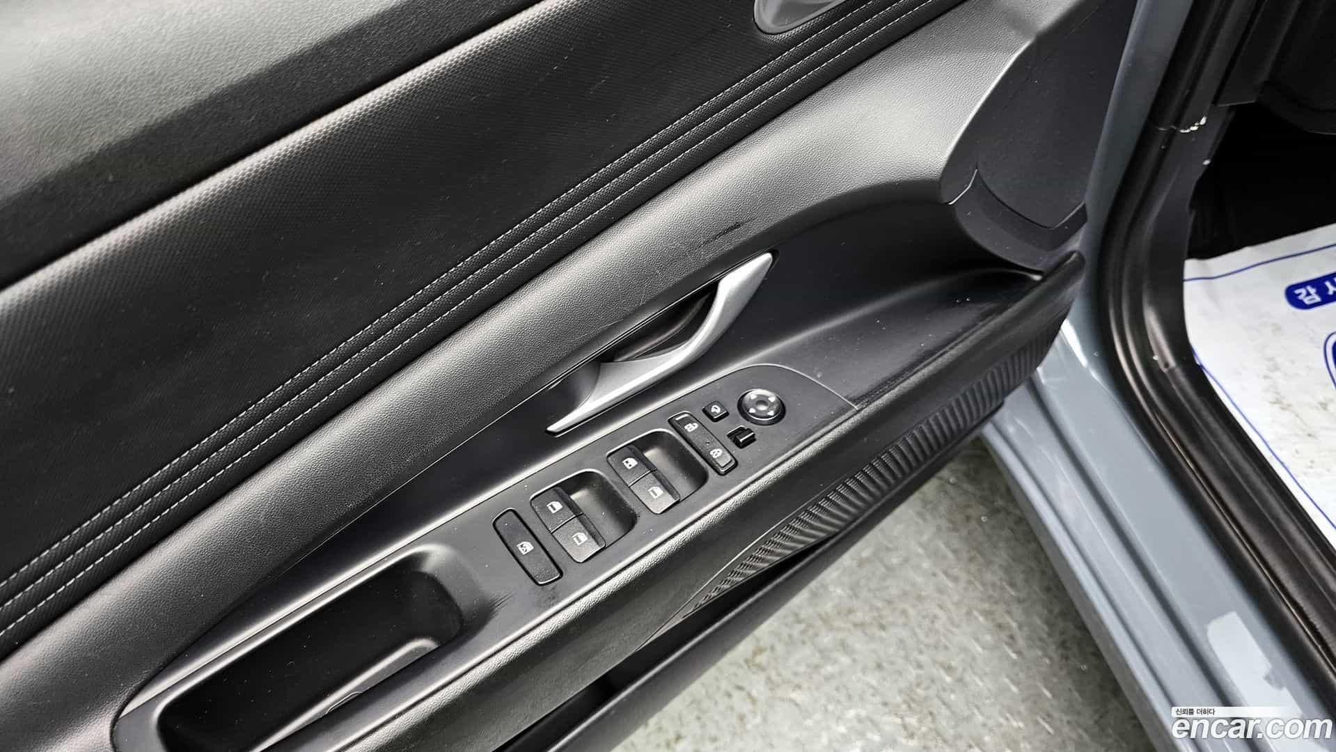 AVANTE Hyundai 2022.3-OPTION-018