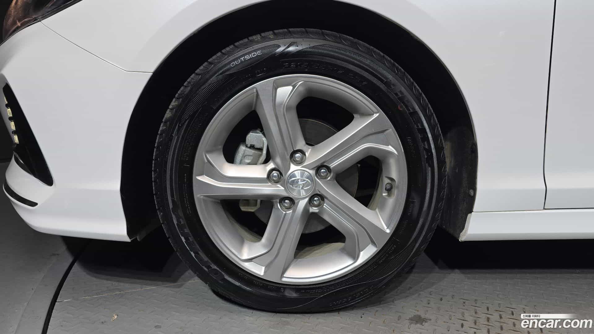 Sonata Hyundai 2019.1-OUTER-005