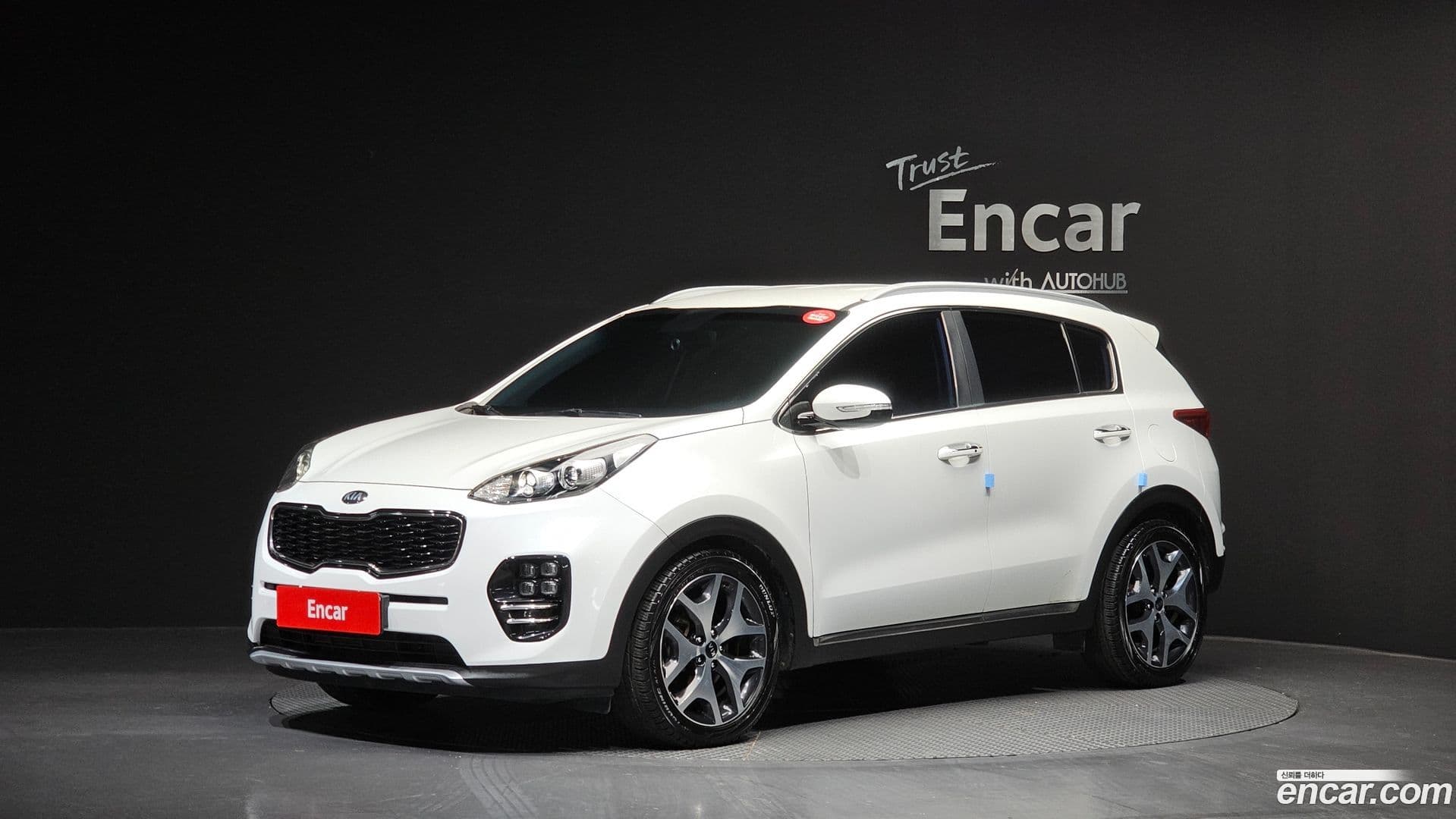 Main__Slider__Photo:Sportage Kia 2017.4-0