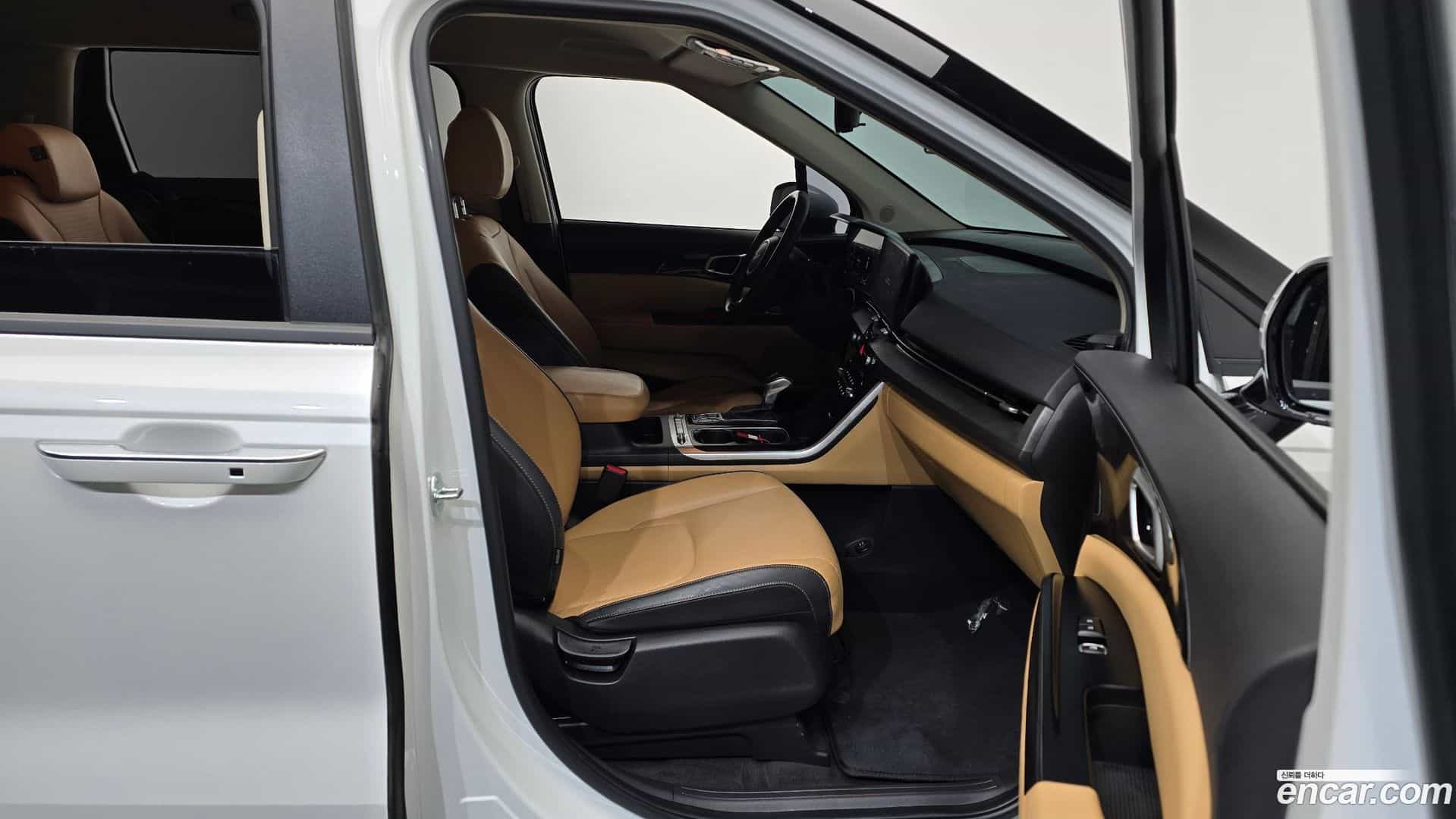 Canival Kia 2023.6-OPTION-015